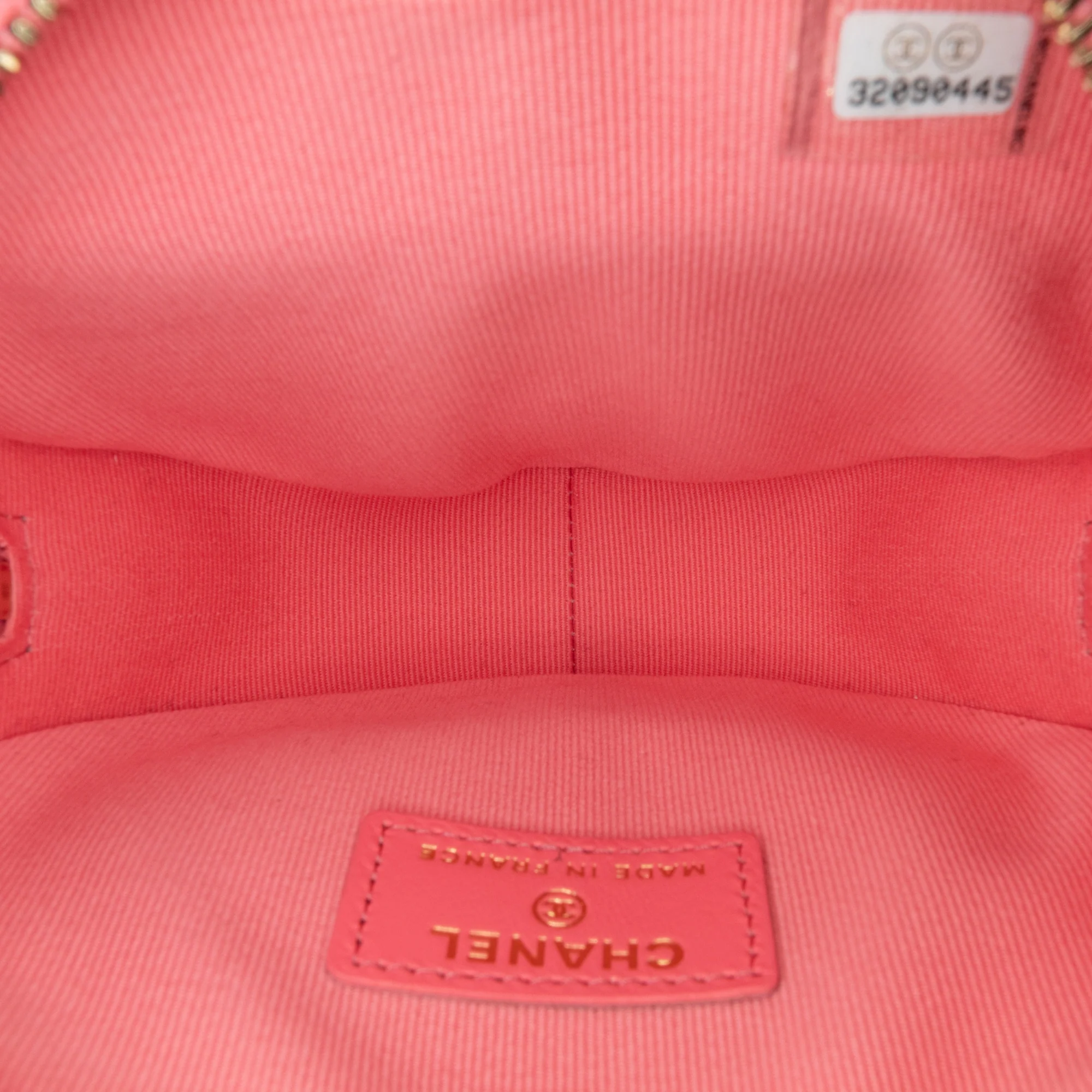 Chanel | Pre-Owned Mini Lambskin CC in Love Heart Crossbody | Pink - Image 7