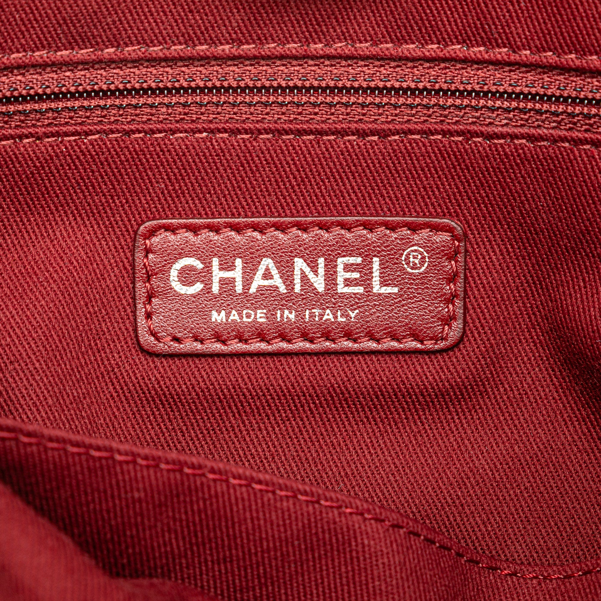 Chanel | Pre-Owned Mini Mixed Fibers Deauville Tote | Red/Dark Red - Image 5