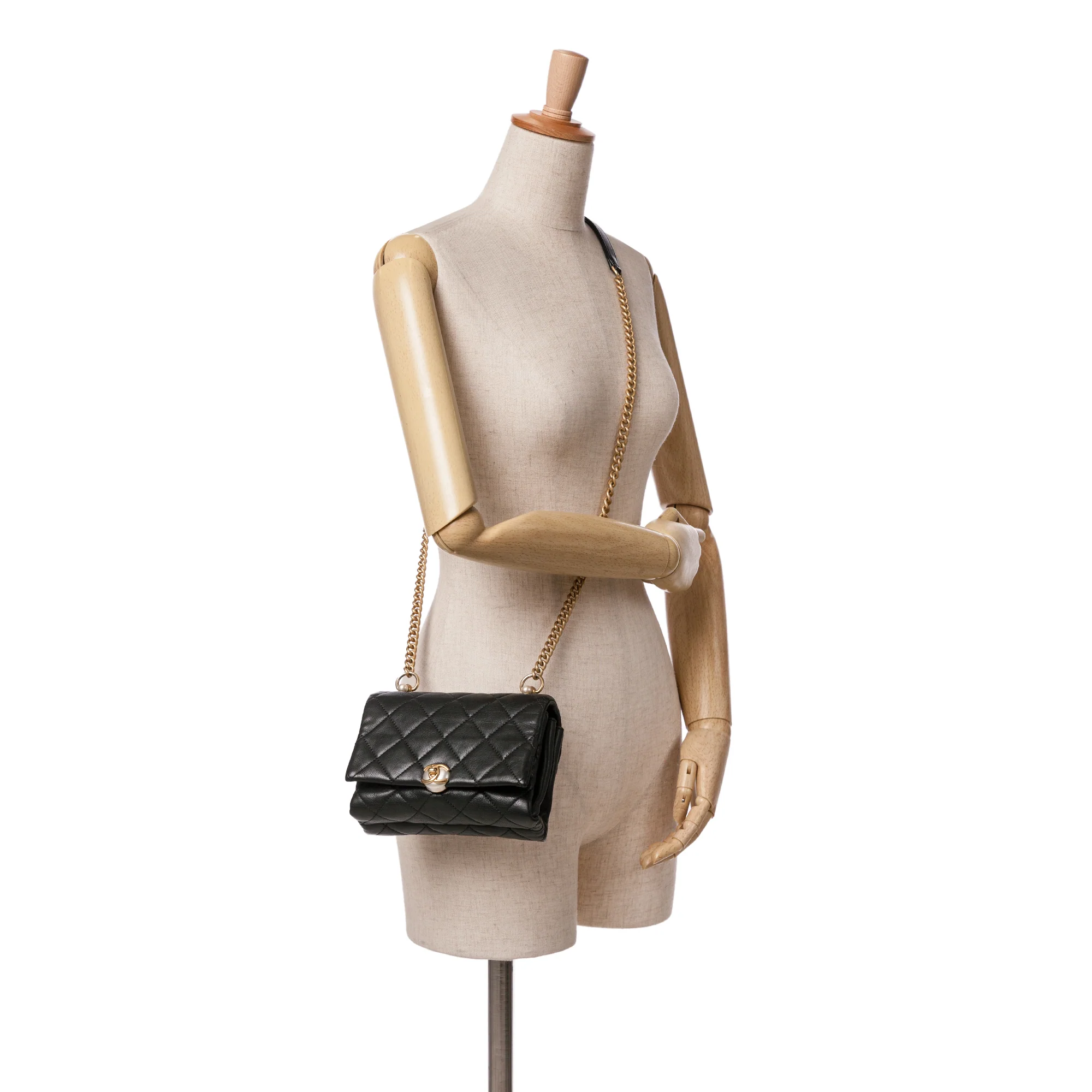 Chanel | Pre-Owned Mini Quilted Calfskin Pearl CC Accordion Flap | Black - Image 10