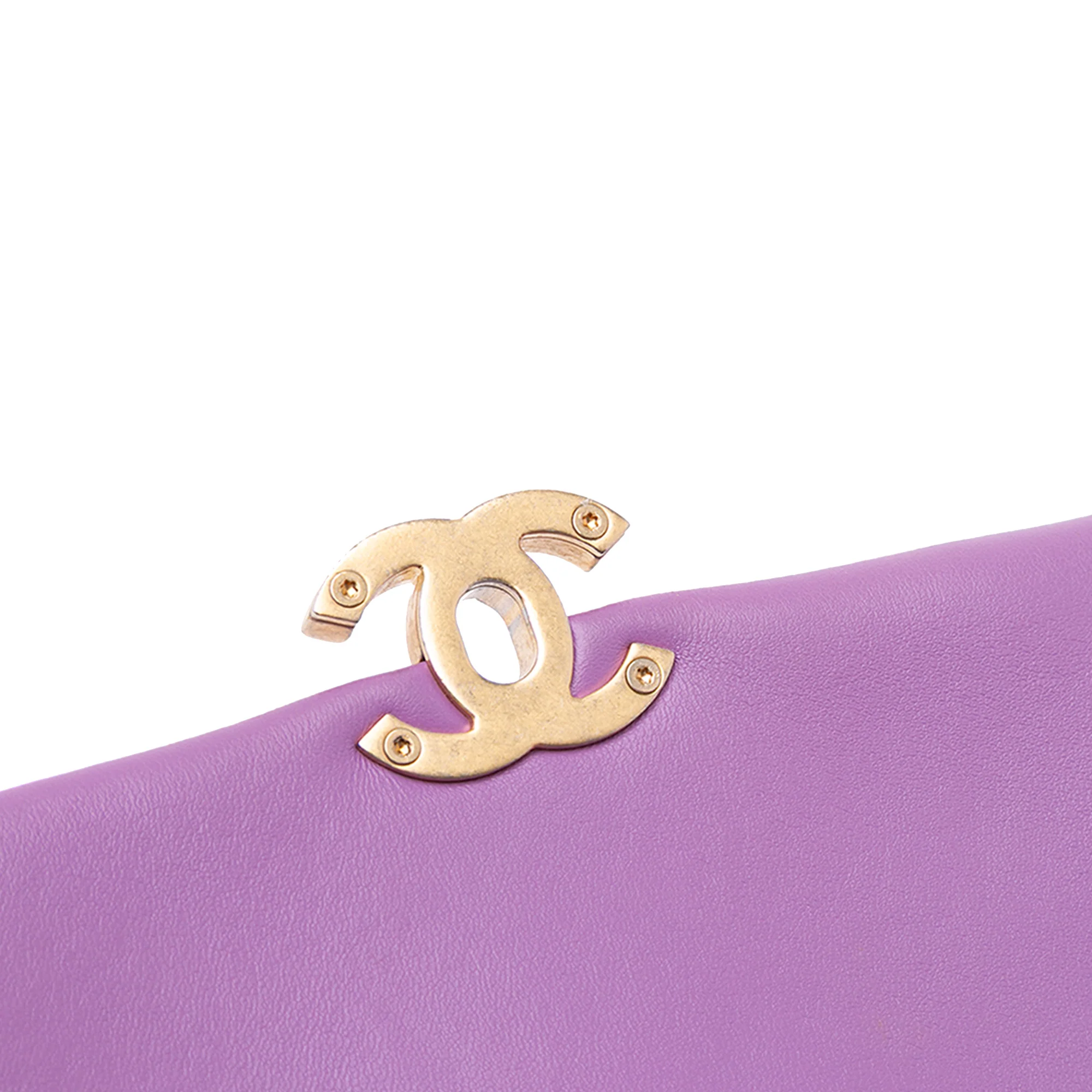 Chanel | Pre-Owned Mini Quilted Lambskin Candy Chain Flap - II | Purple - Image 9