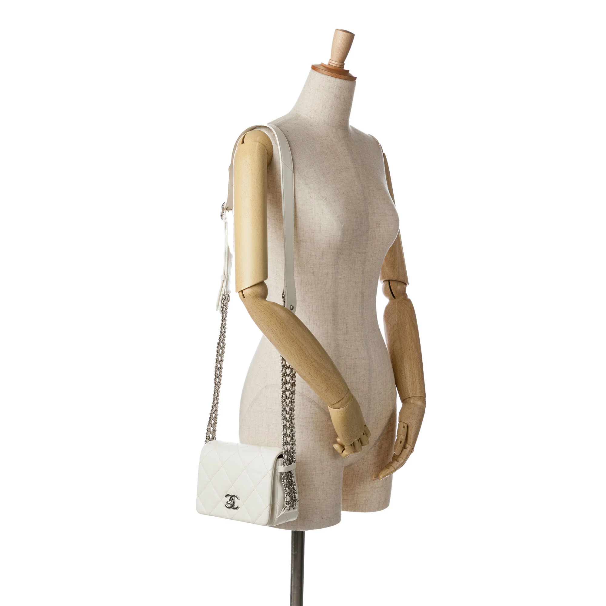 Chanel | Pre-Owned Mini Quilted Lambskin Chain Rows Flap | White - Image 12