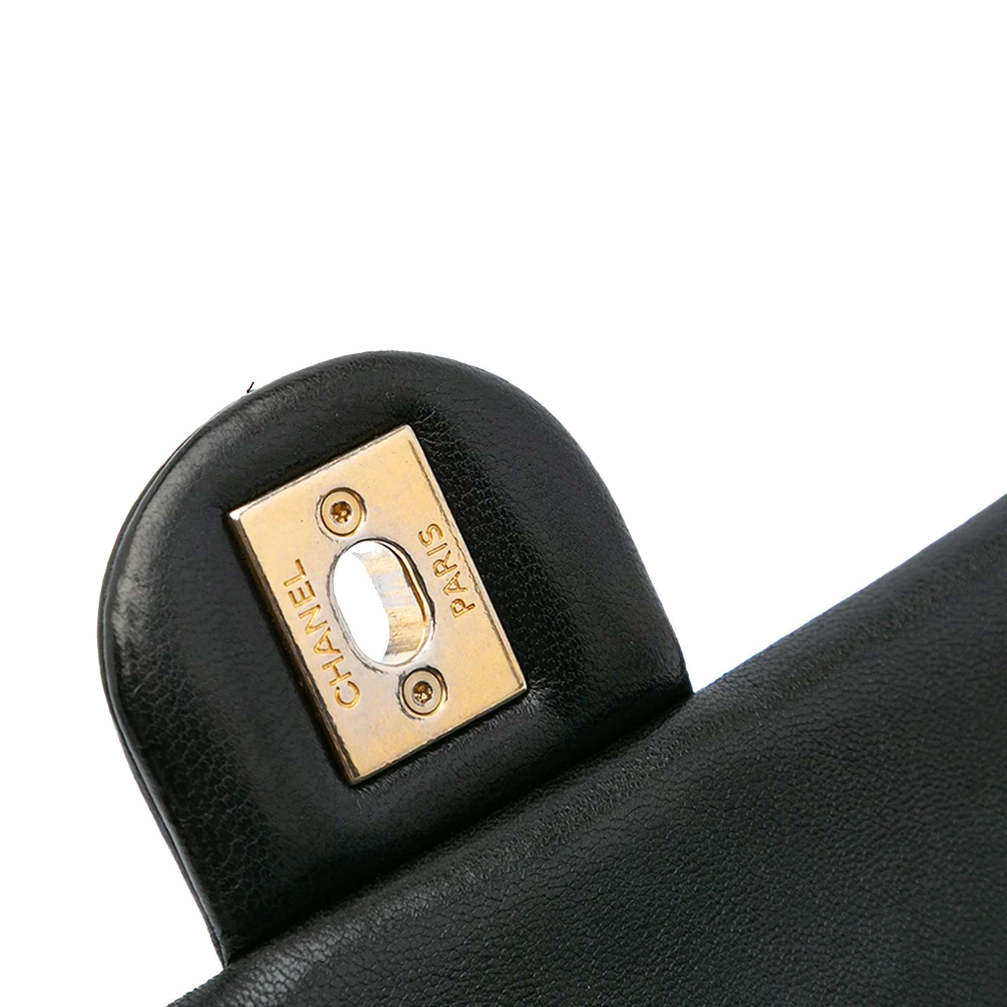 Chanel | Pre-Owned Mini Rectangular Chevron Lambskin Chain Around Flap | Black - Image 7