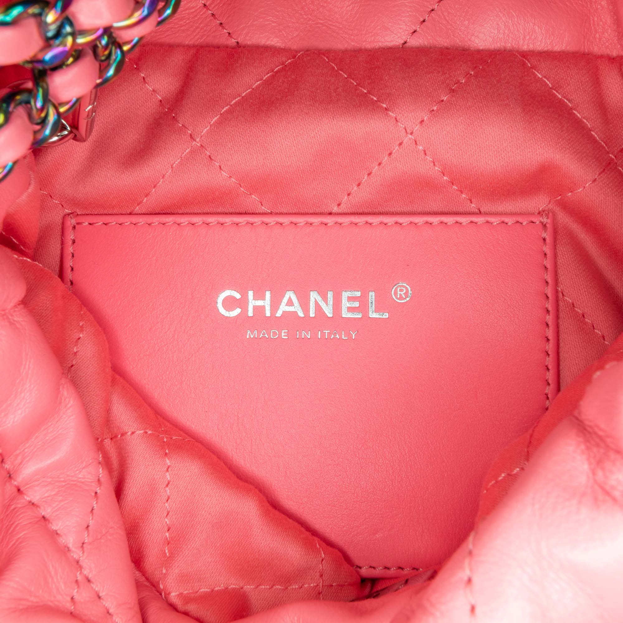 Chanel | Pre-Owned Mini Shiny Calfskin Rainbow Hardware 22 Handbag | Pink - Image 6