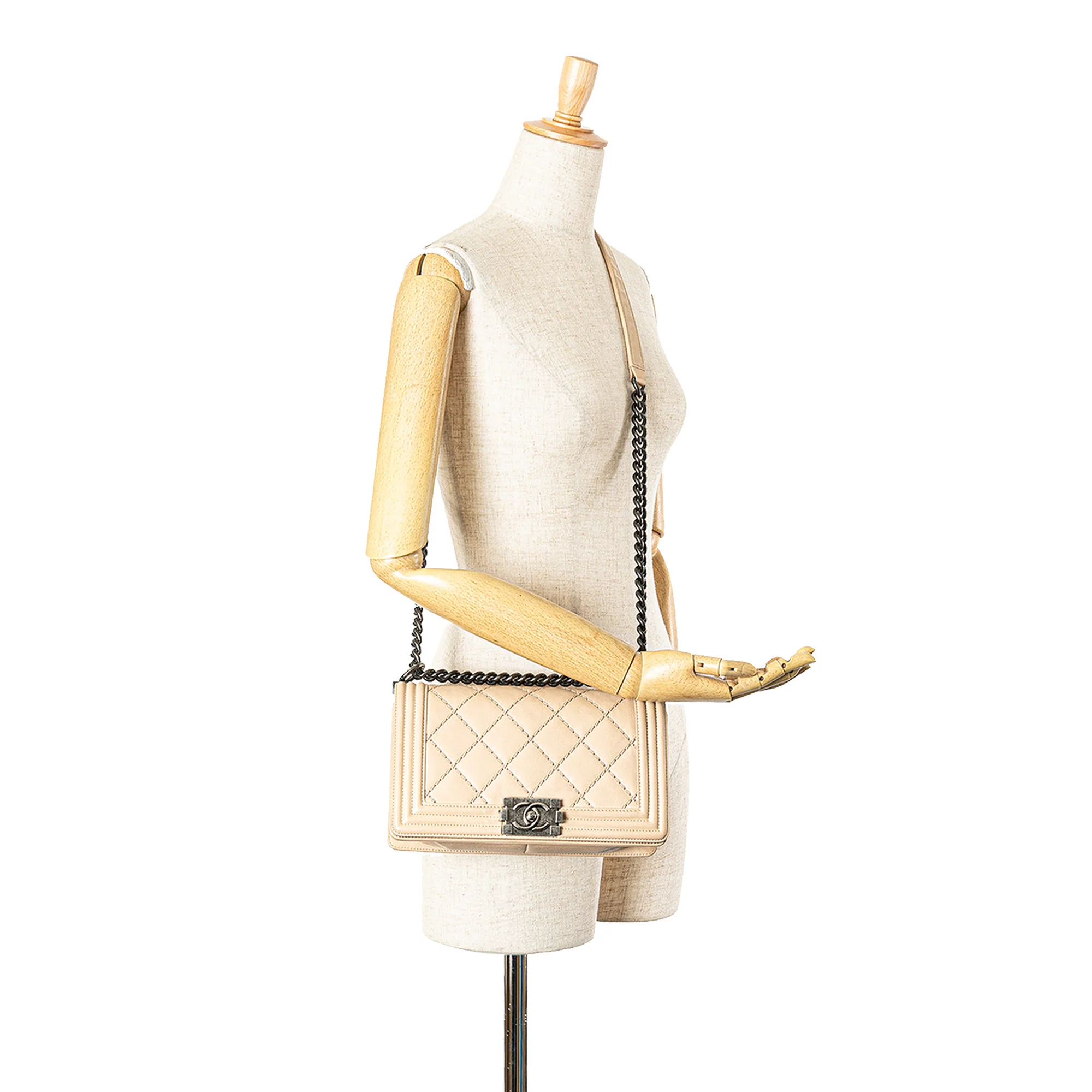 Chanel | Pre-Owned Old Medium Aged Calfskin Double Stitch Boy Flap | Beige - Image 2