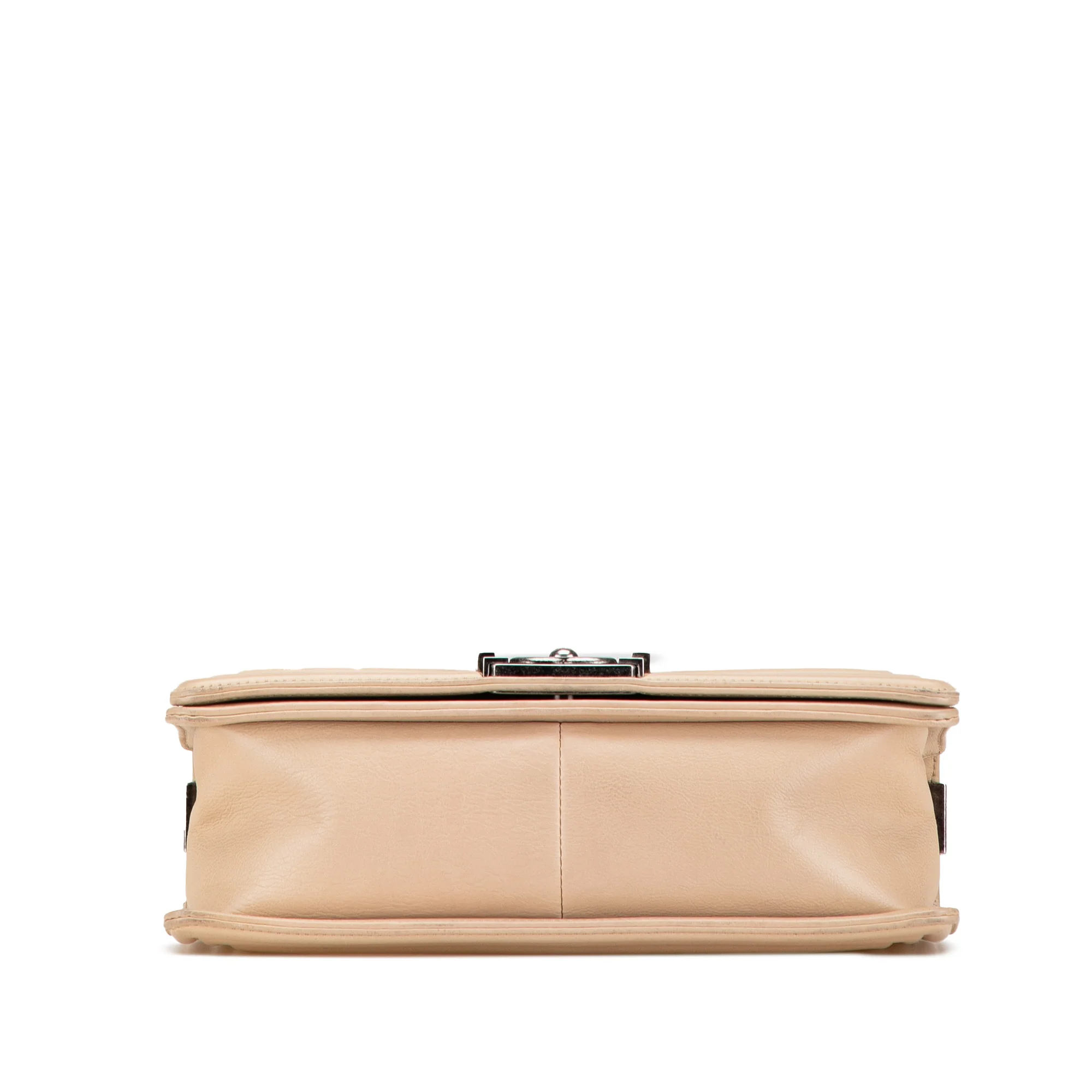 Chanel | Pre-Owned Old Medium Aged Calfskin Double Stitch Boy Flap | Beige - Image 4