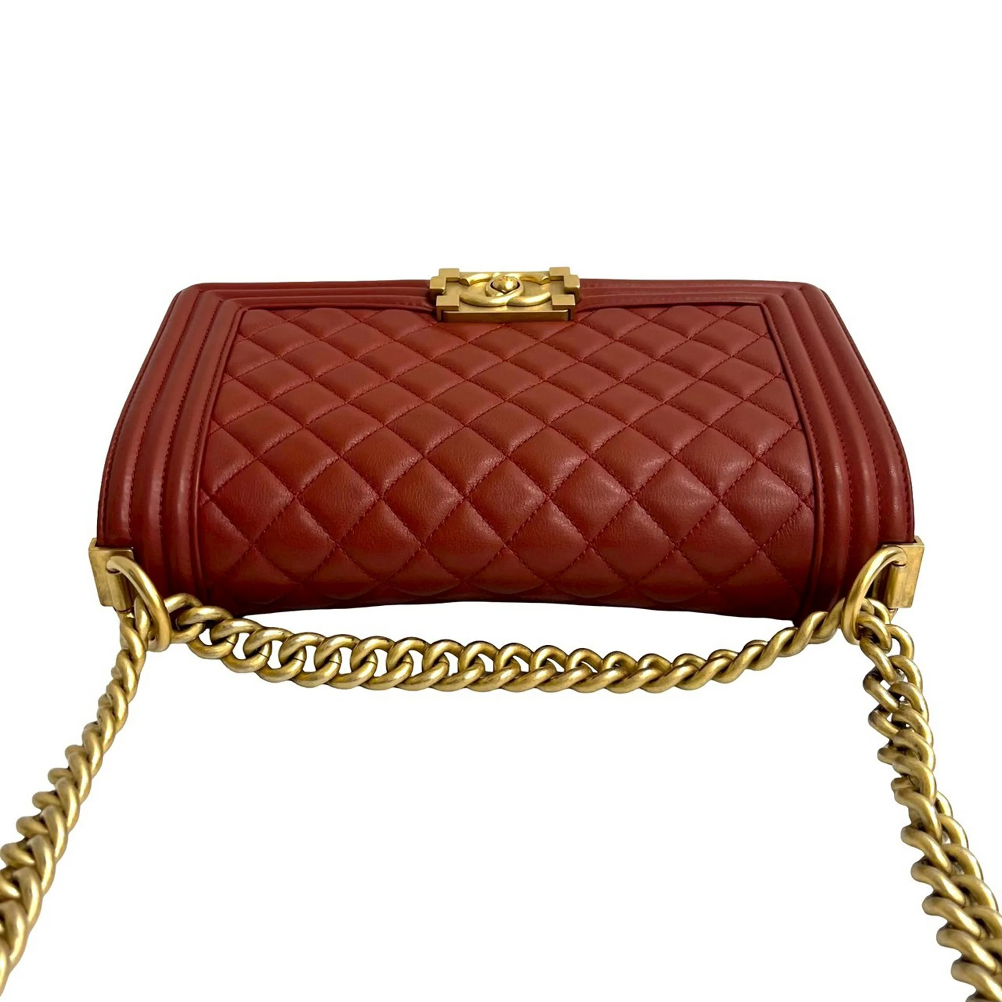 Chanel | Pre-Owned Old Medium Quilted Lambskin Boy Flap | Red/Dark Red - Image 10