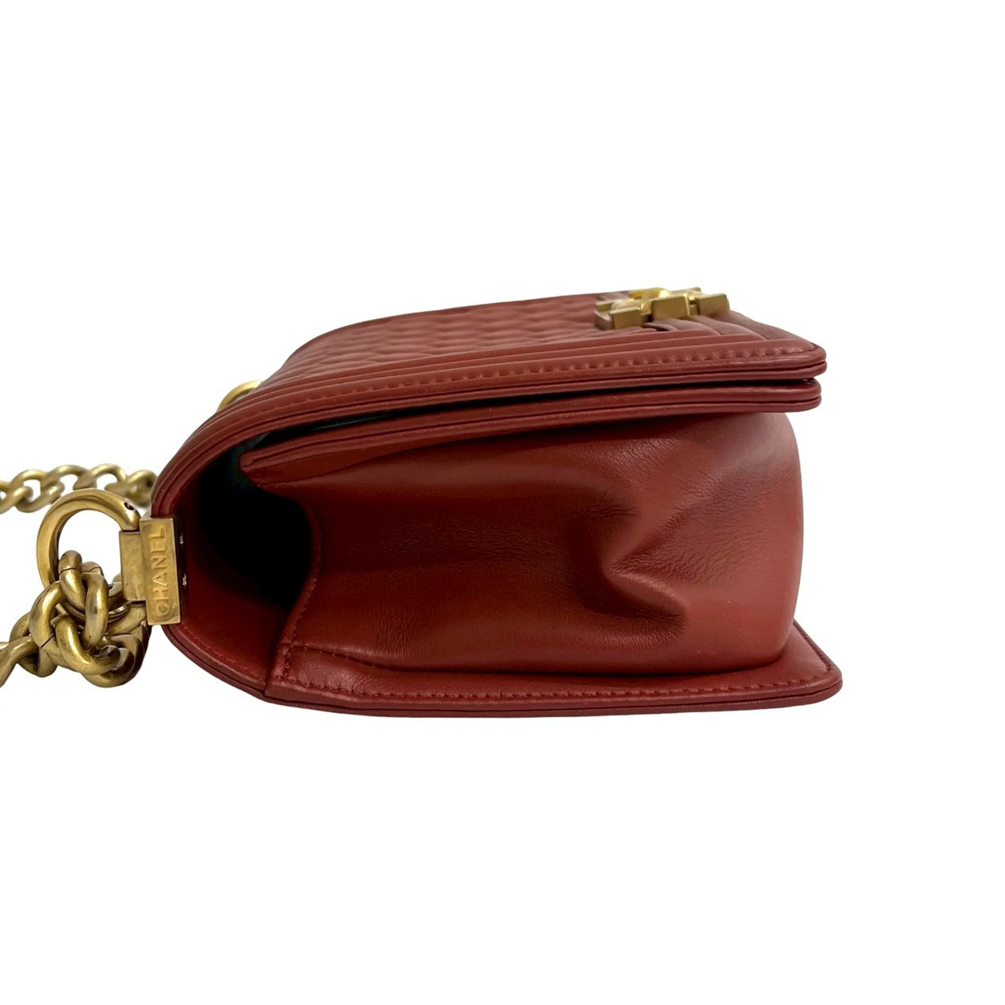 Chanel | Pre-Owned Old Medium Quilted Lambskin Boy Flap | Red/Dark Red - Image 9