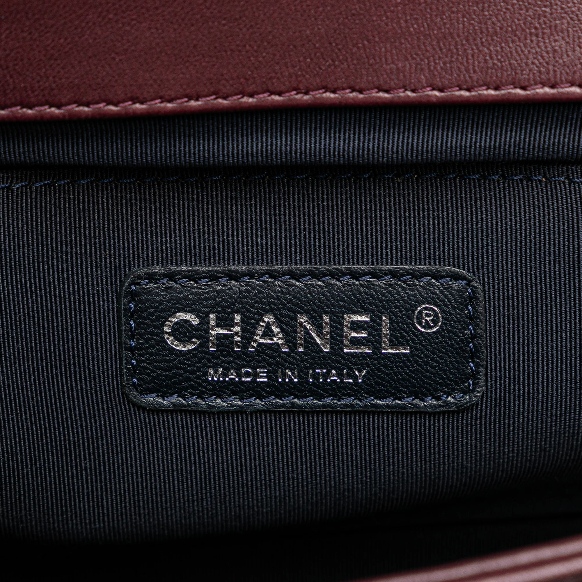 Chanel | Pre-Owned Old Medium Velvet and Tweed Boy Flap - II | Red/Burgundy - Image 5