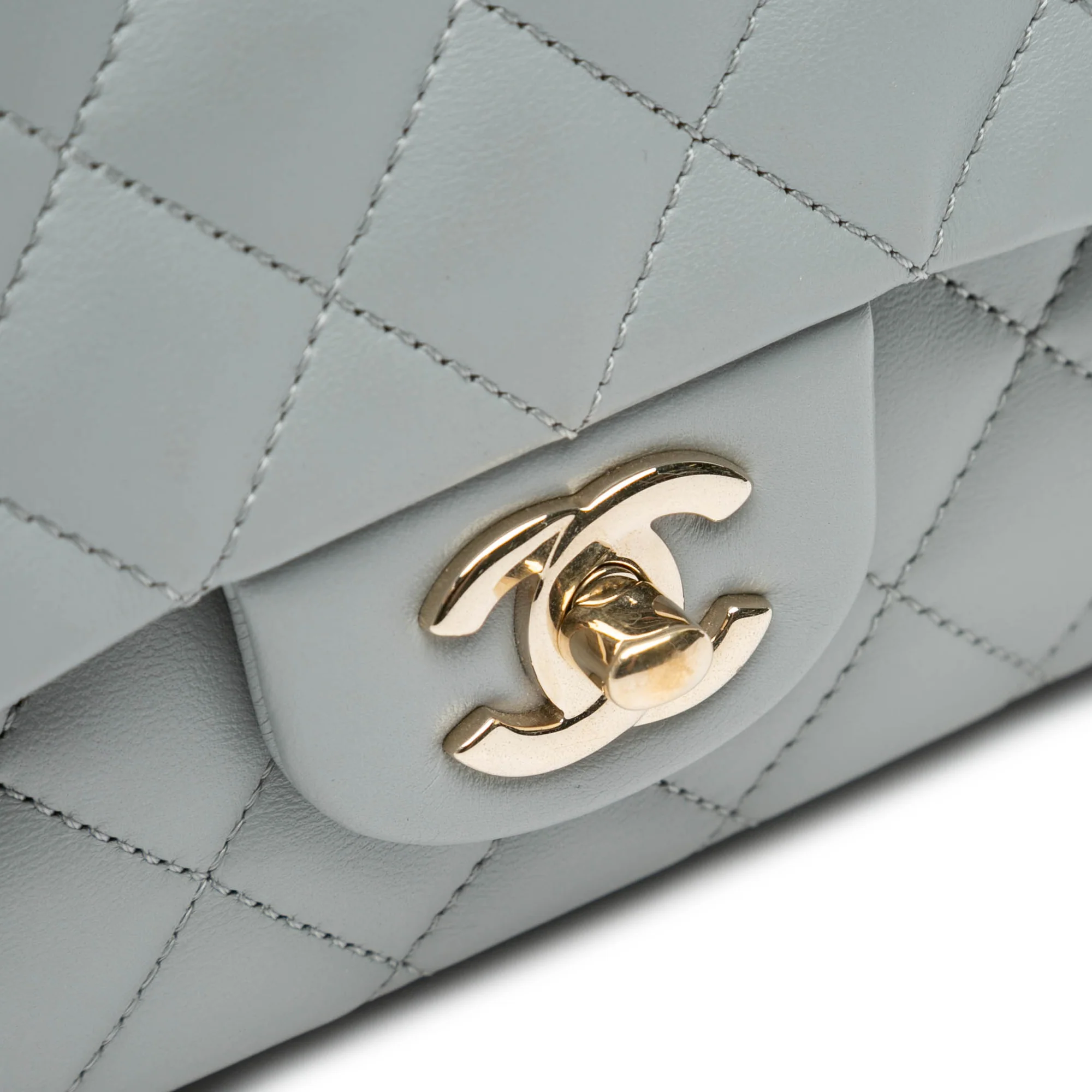 Chanel | Pre-Owned Quilted Calfskin Bolero de Flap - II | Gray - Image 9