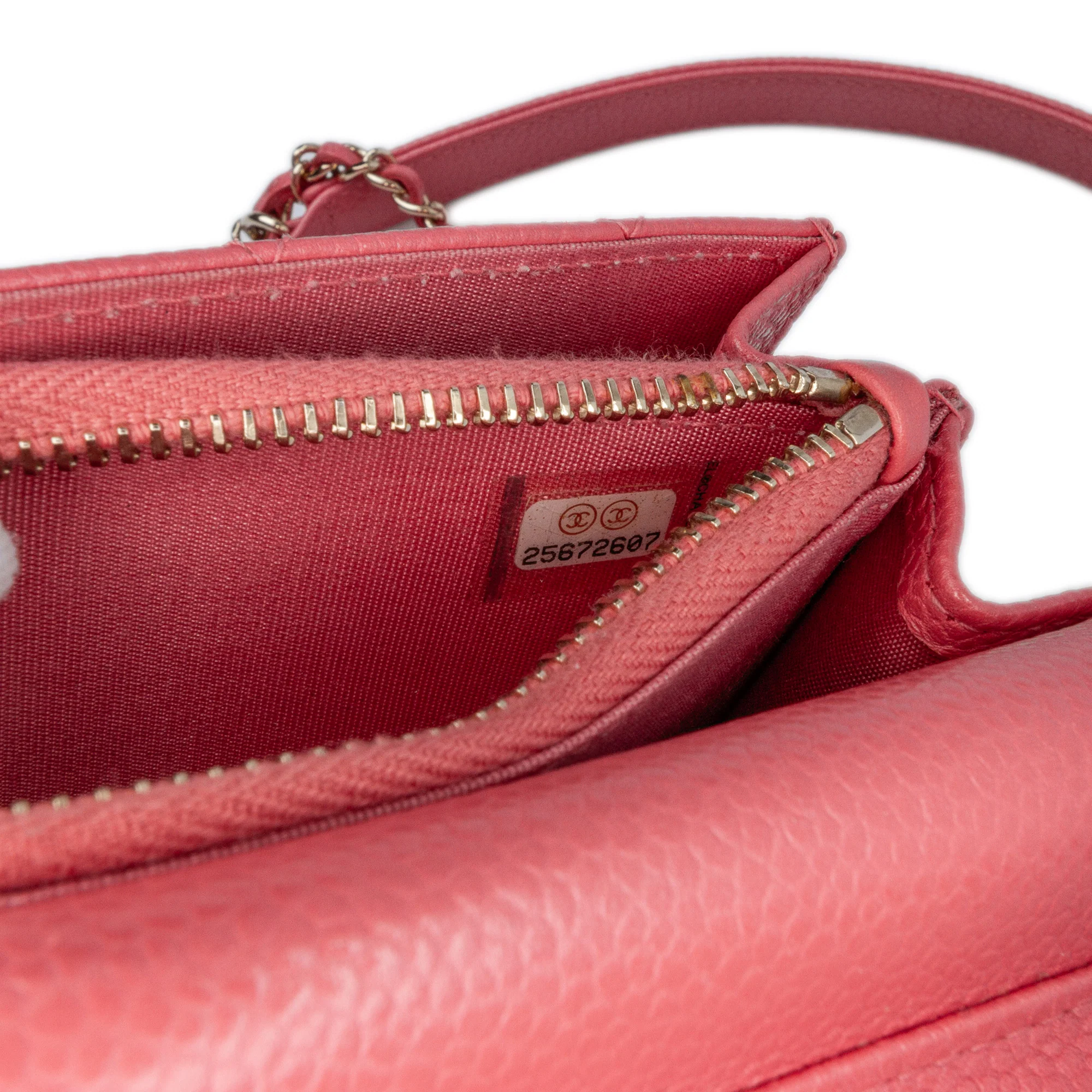 Chanel | Pre-Owned Quilted Caviar Golden Class Wallet On Chain | Pink - Image 9