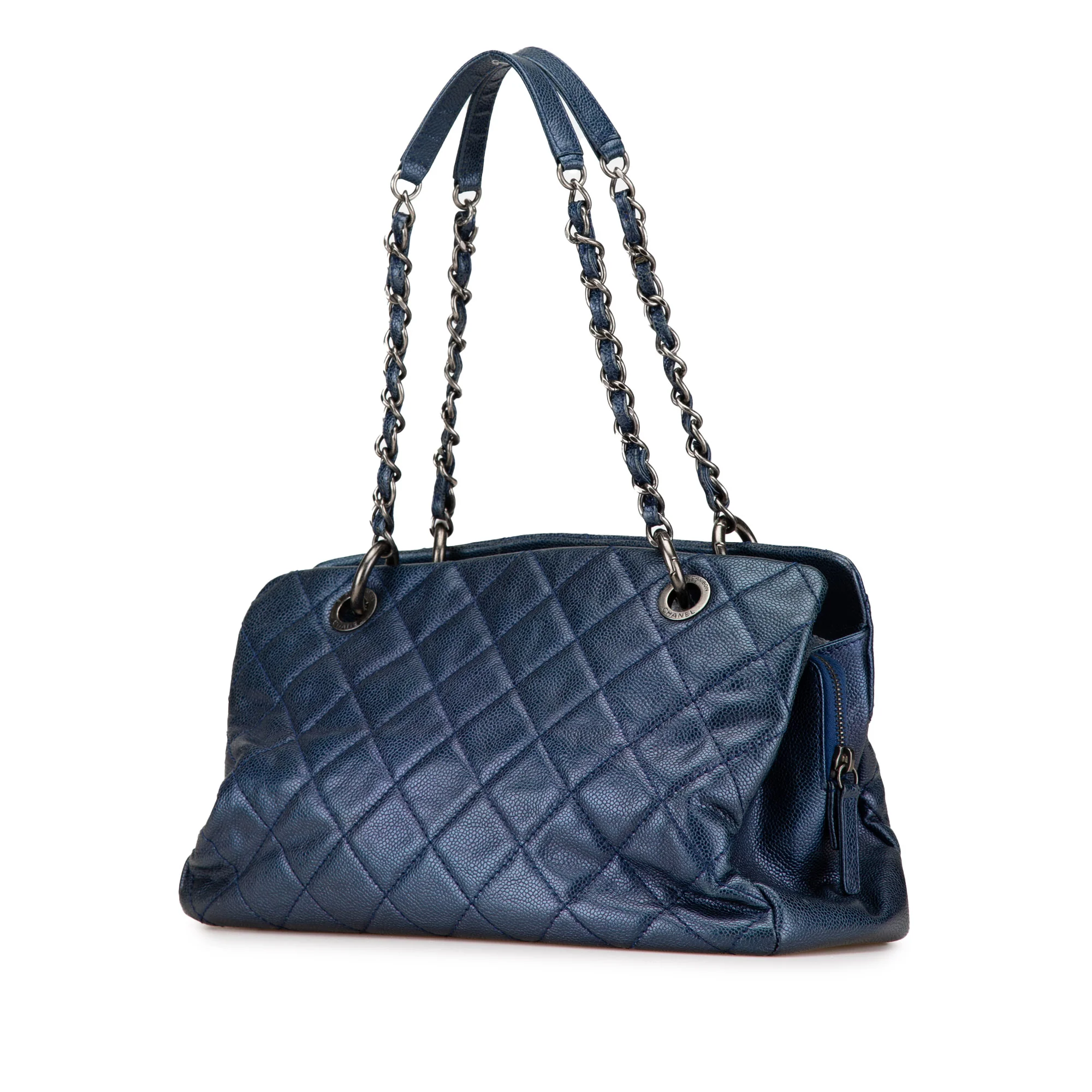 Chanel | Pre-Owned Quilted Iridescent Caviar Chic Shopping Tote | Blue/Dark Blue - Image 6