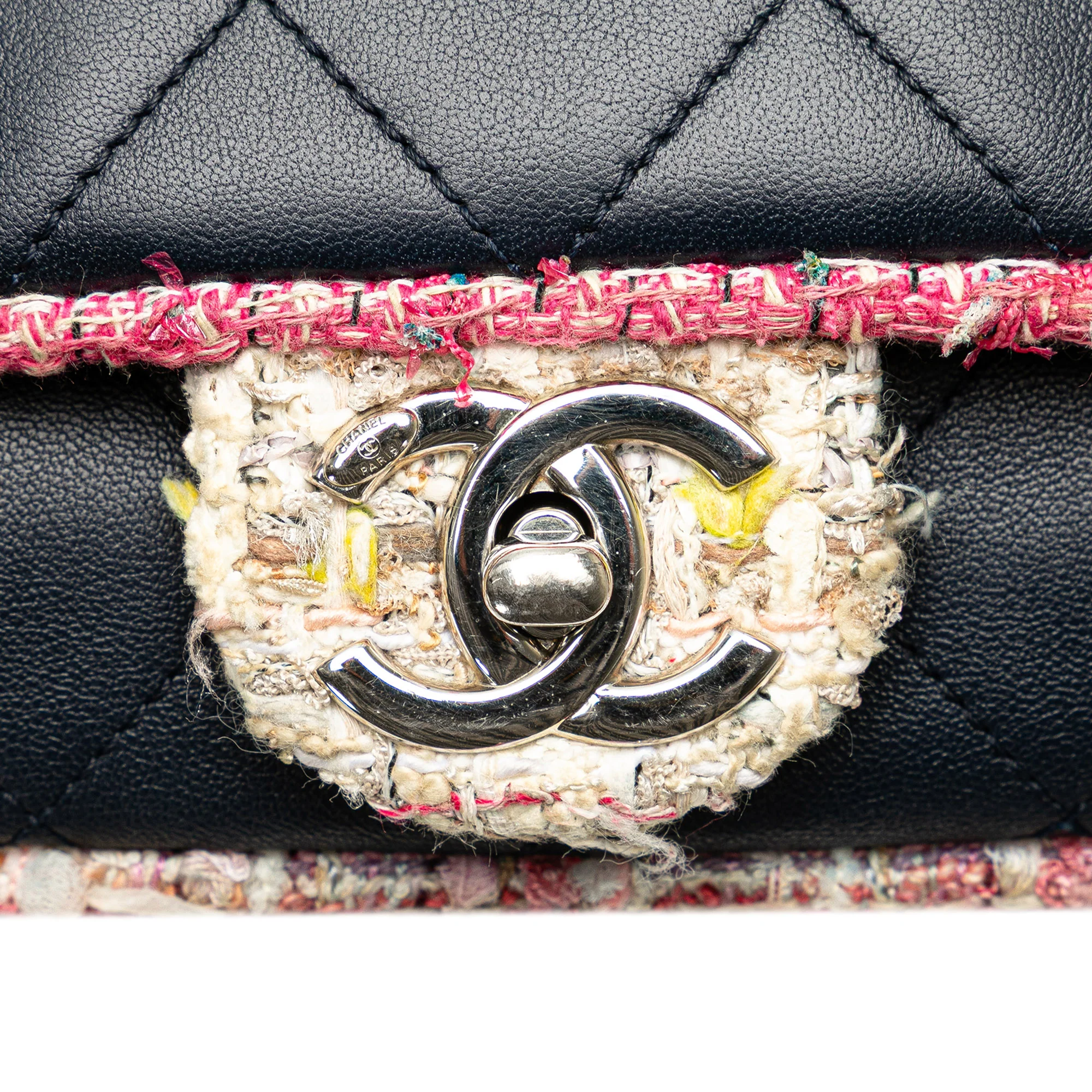 Chanel | Pre-Owned Quilted Lambskin and Tweed Elegant Trim Flap | Blue/Navy - Image 5