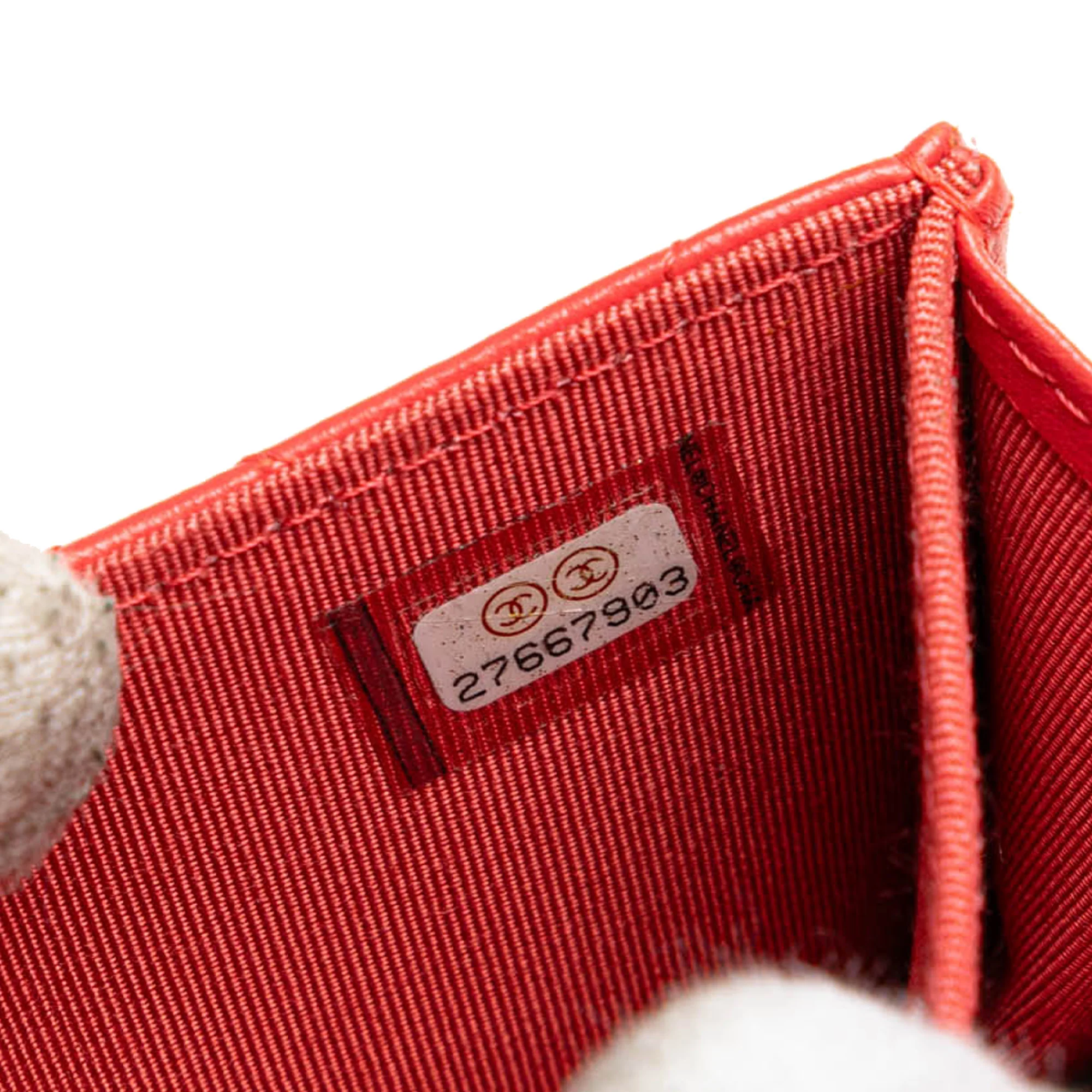 Chanel | Pre-Owned Quilted Lambskin Flap Card Holder on Chain | Red - Image 11