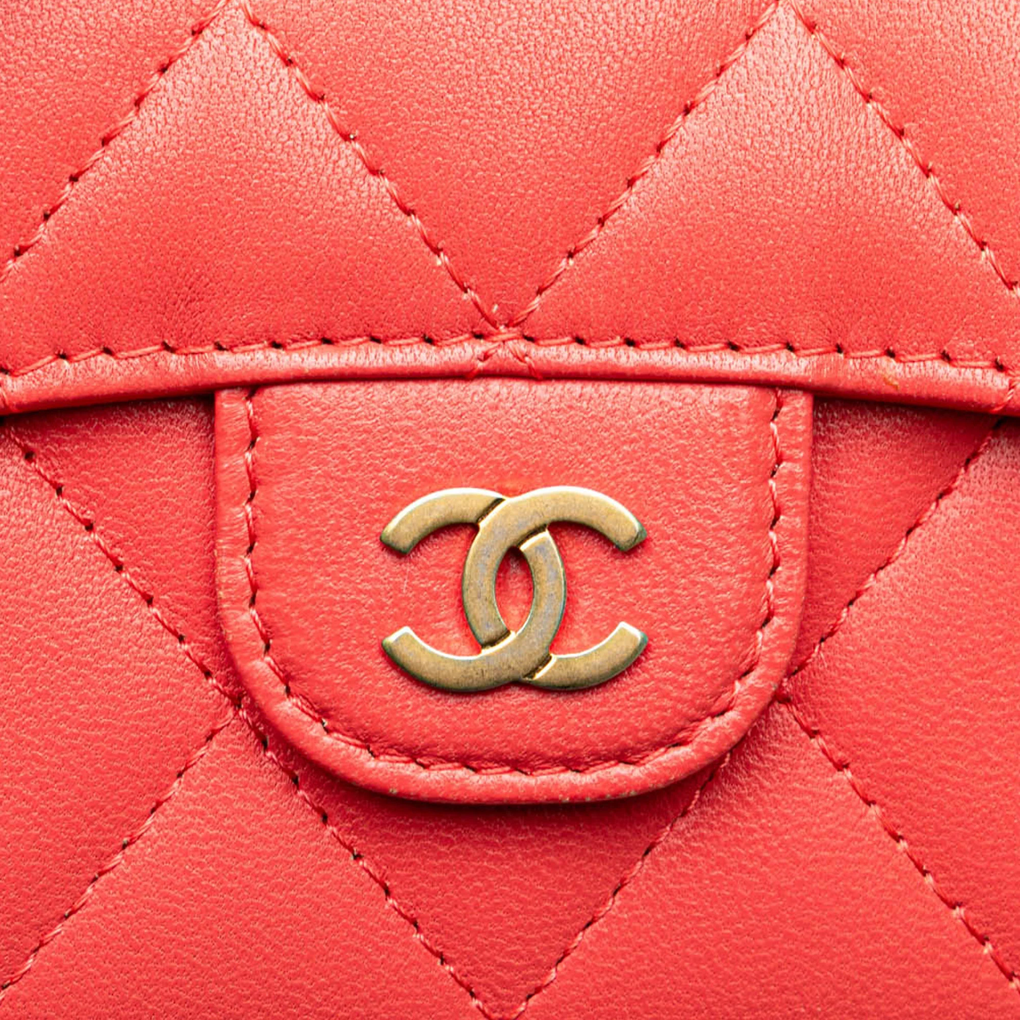 Chanel | Pre-Owned Quilted Lambskin Flap Card Holder on Chain | Red - Image 12