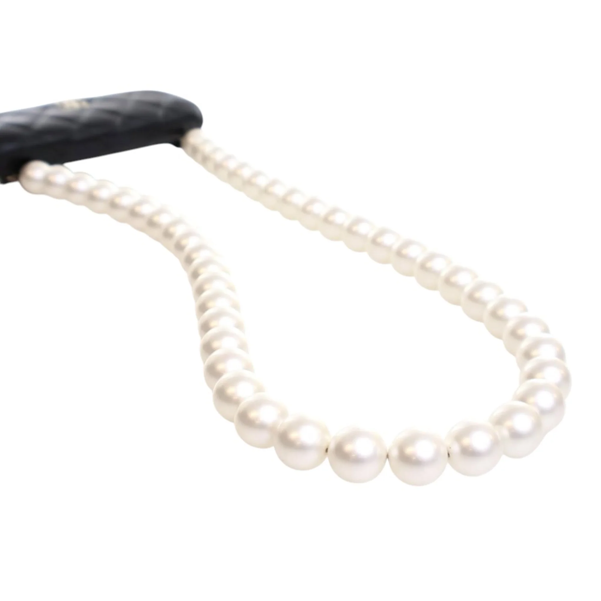 Chanel | Pre-Owned Quilted Lambskin Maxi Pearls Clutch With Chain | Black - Image 7
