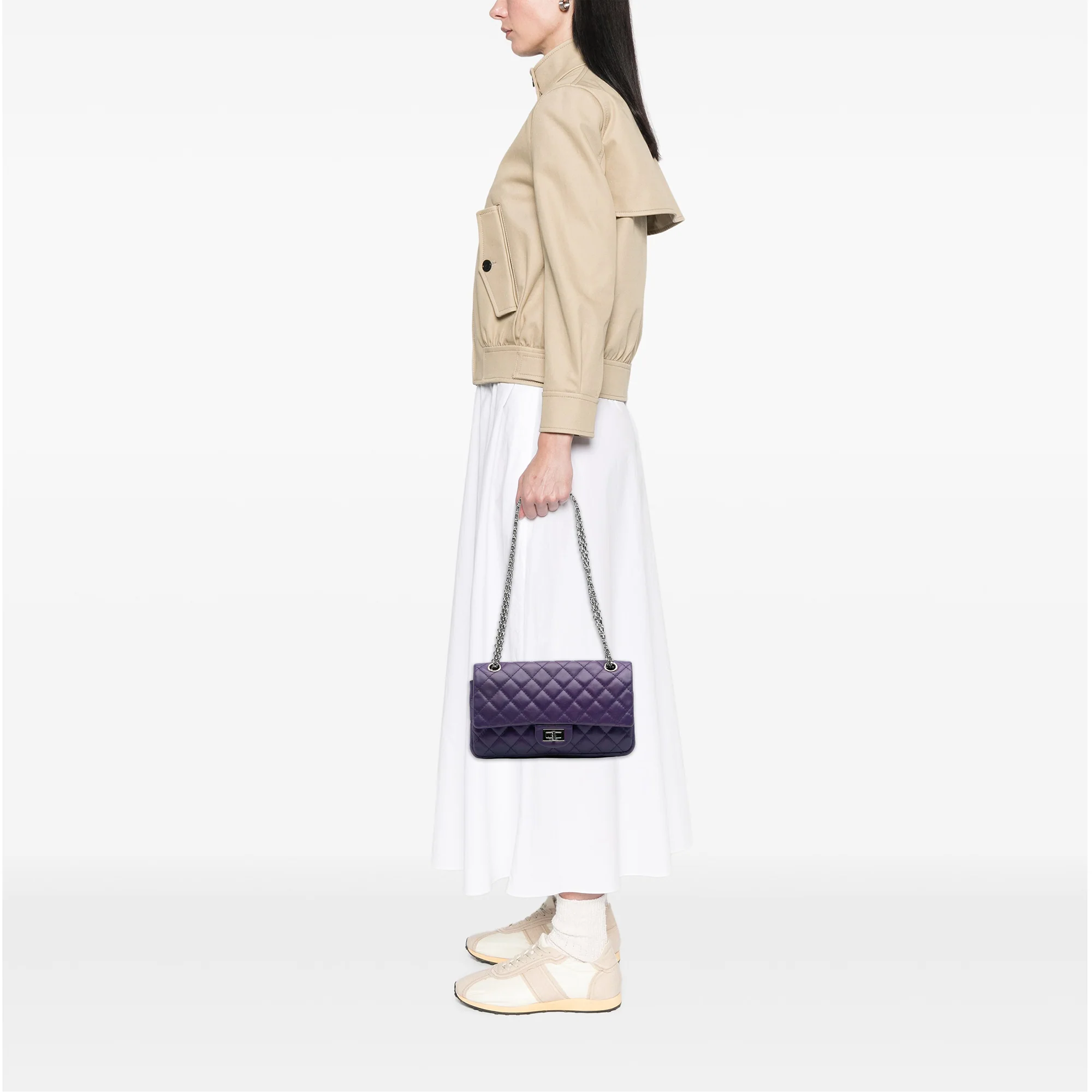 Chanel | Pre-Owned Quilted Lambskin Reissue 2.55 Double Flap 225 | Purple/Dark Purple - Image 3
