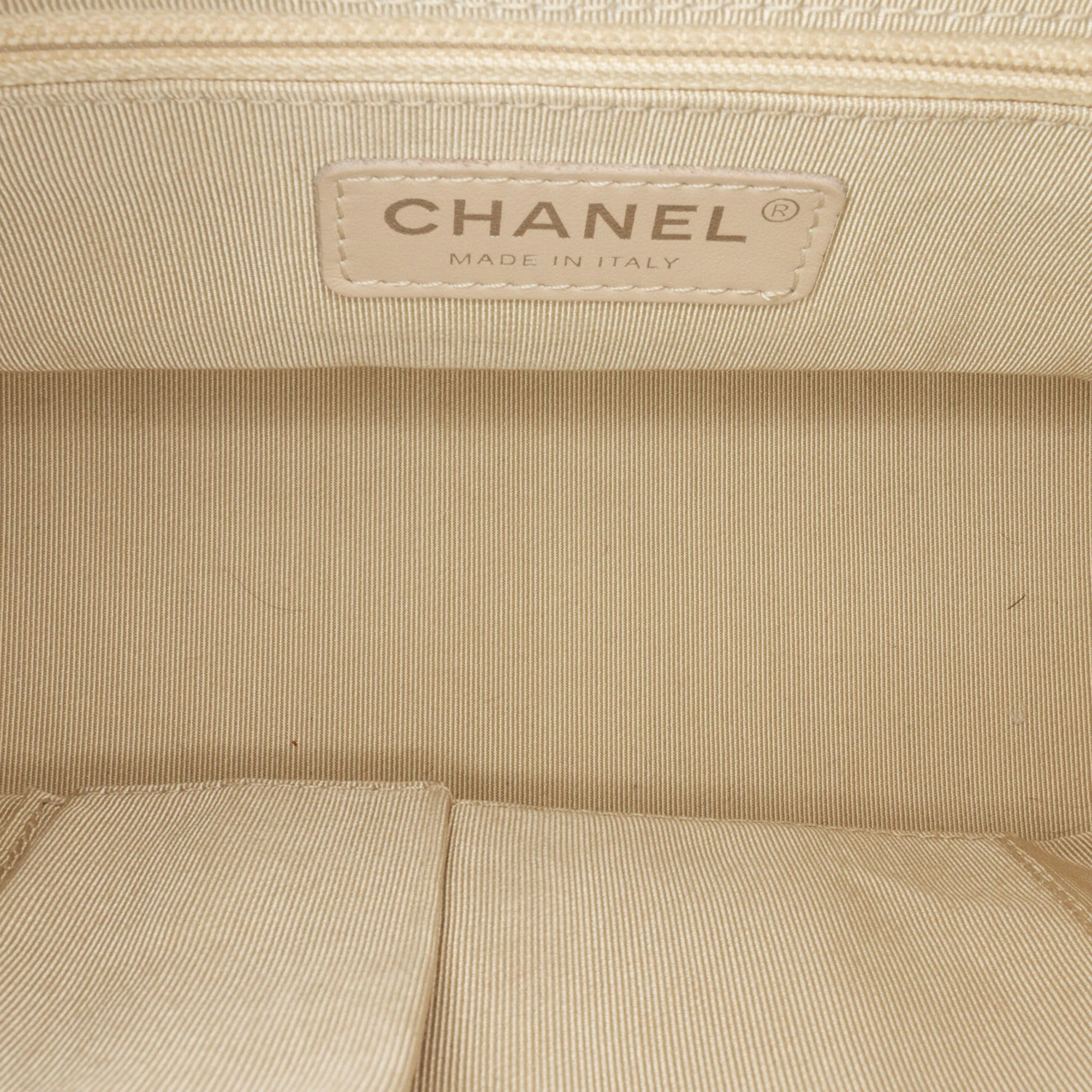 Chanel | Pre-Owned Small Rattan Gabrielle Crossbody | Brown/Blue/Navy - Image 10