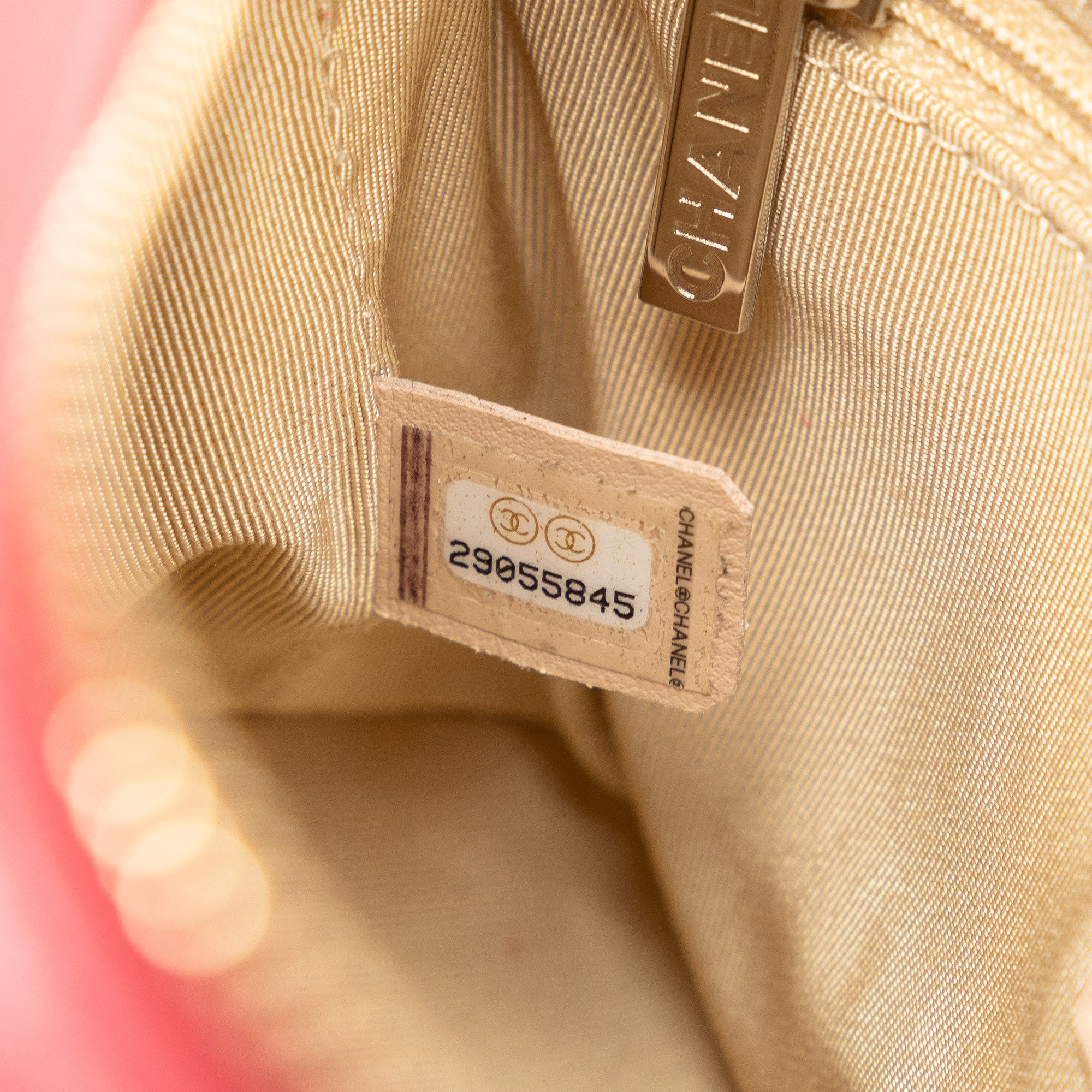 Chanel | Pre-Owned Small Rattan Gabrielle Crossbody | PinkPink - Image 7