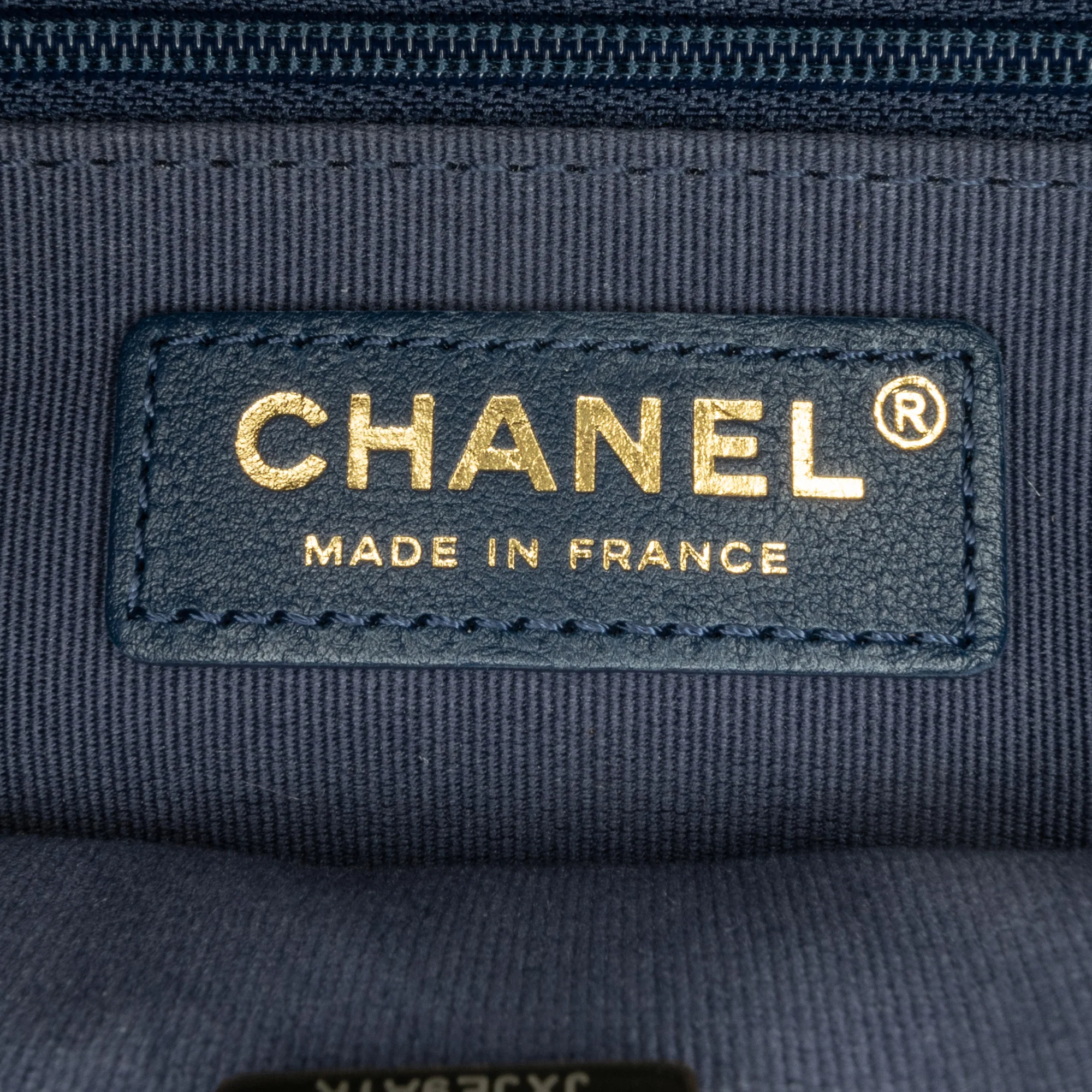 Chanel | Pre-Owned Small Tweed School Memory Top Handle Flap | Blue/Navy - Image 6