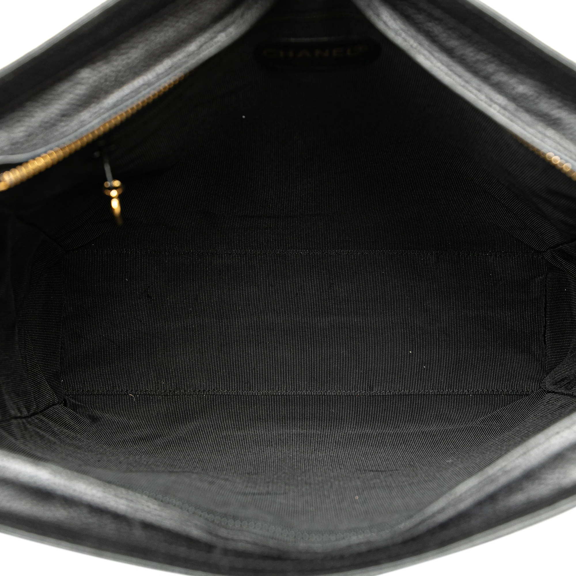 Chanel | Pre-Owned Triple CC Caviar Shoulder Bag | Black - Image 7