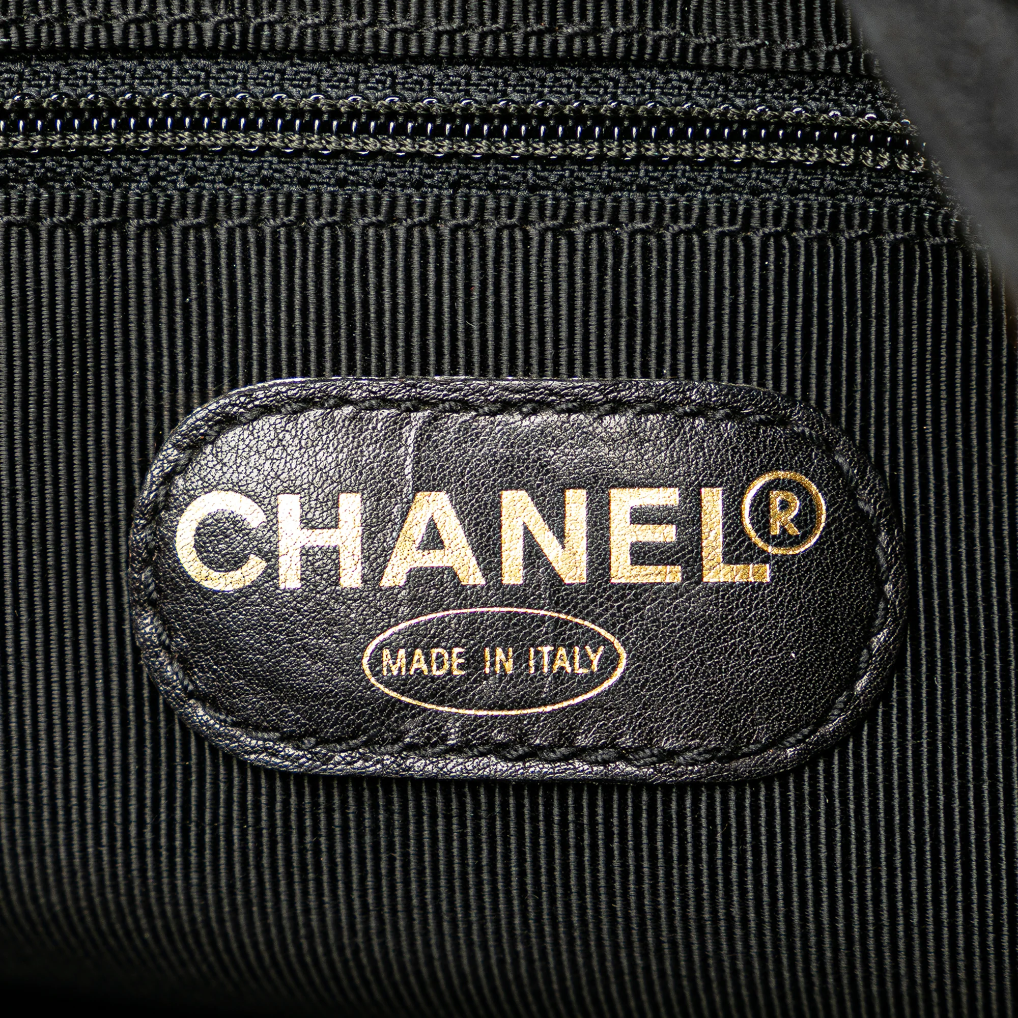 Chanel | Pre-Owned Triple CC Caviar Shoulder Bag | Black - Image 8
