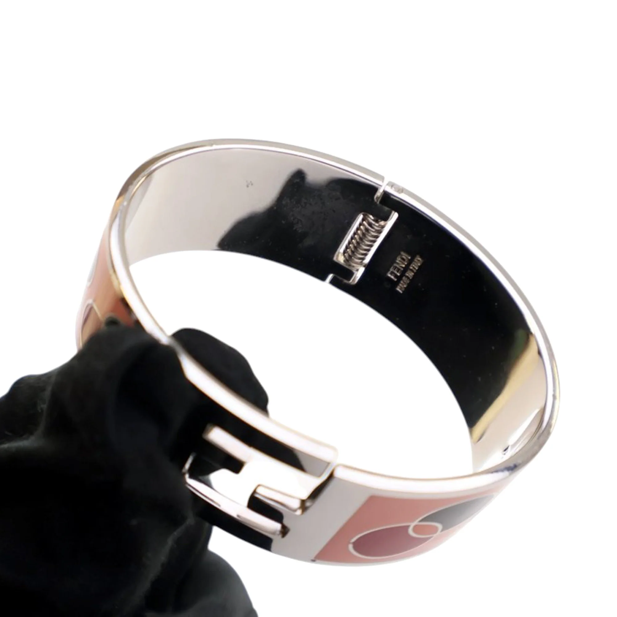 Fendi | Pre-Owned Enamel Fendista Hinged Bracelet | Pink/Salmon - Image 4