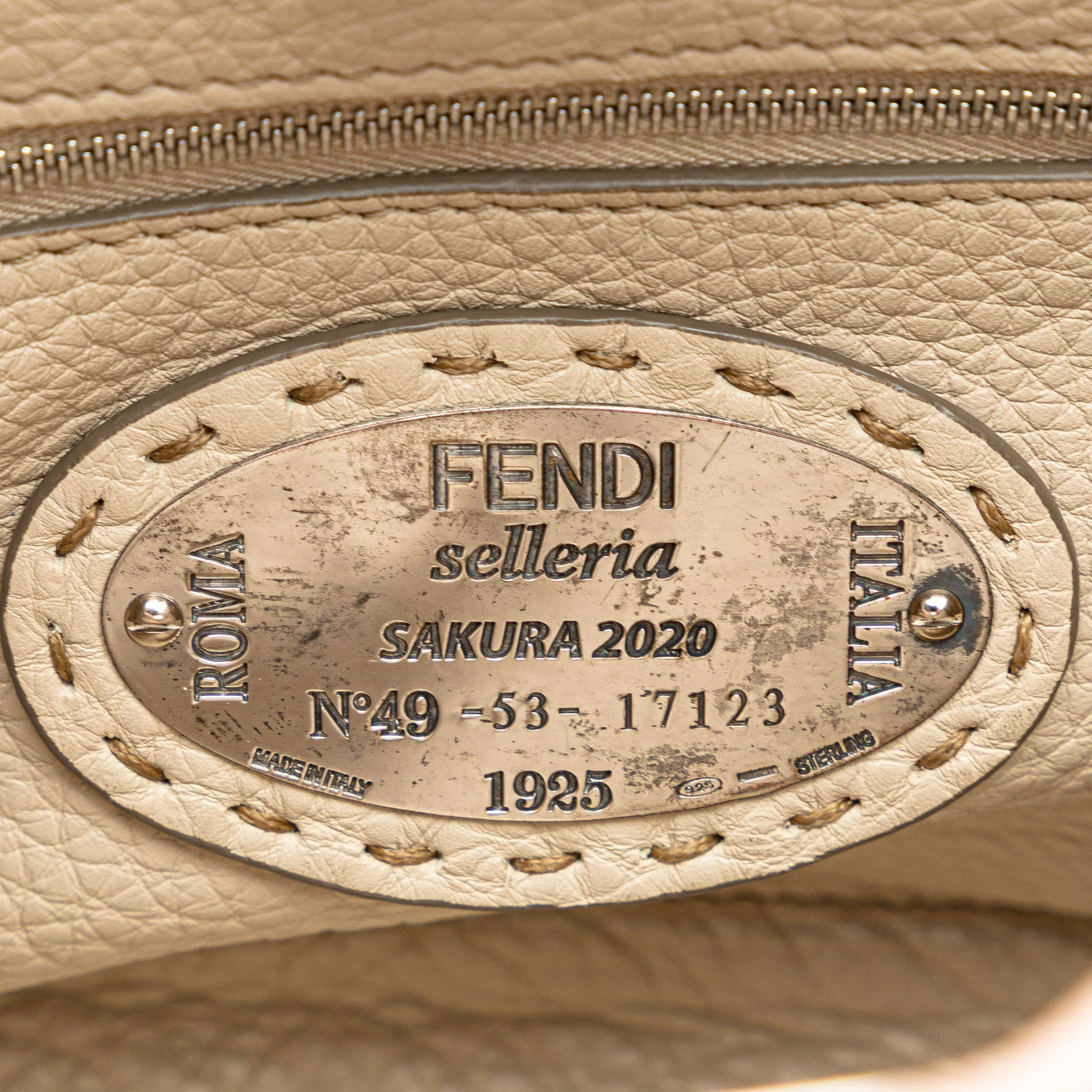 Fendi | Pre-Owned Mini Leather Sakura Selleria Peekaboo Satchel | Pink/Light Pink - Image 6