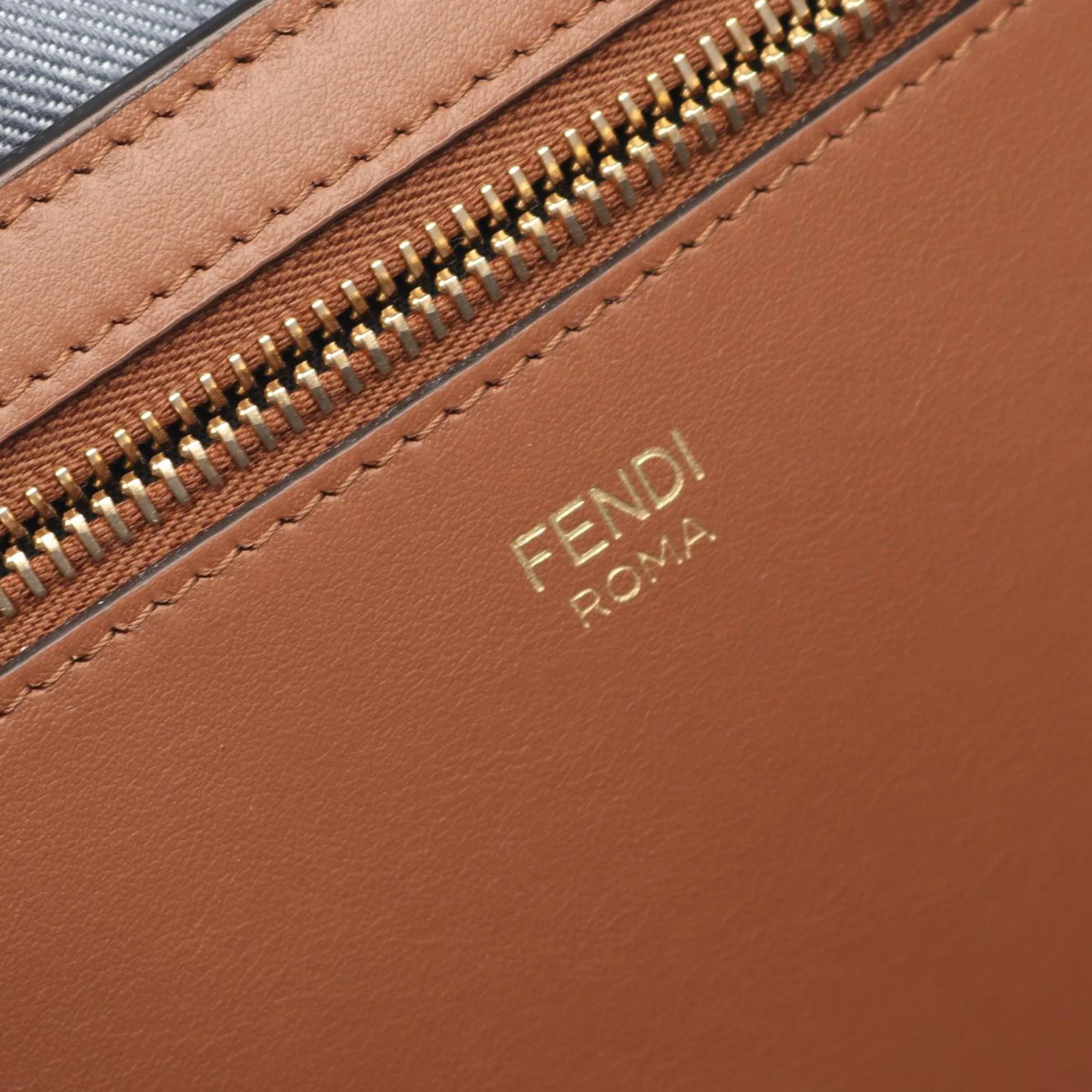 Fendi | Pre-Owned Small Denim Effect FF Jacquard Reversible Shopper Roll Tote | Blue/Denim - Image 4