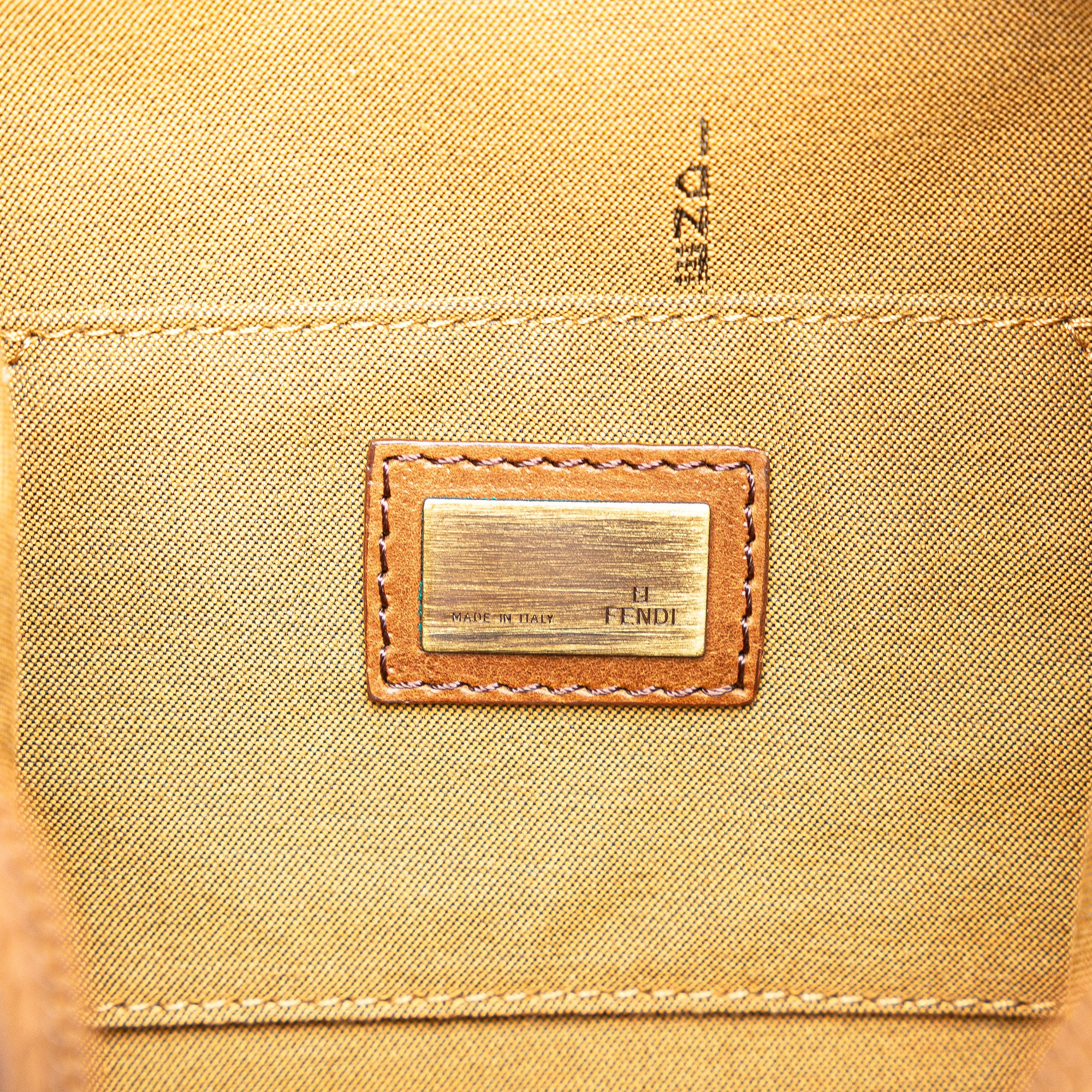 Fendi | Pre-Owned Zucca Canvas Crossbody | Brown - Image 7