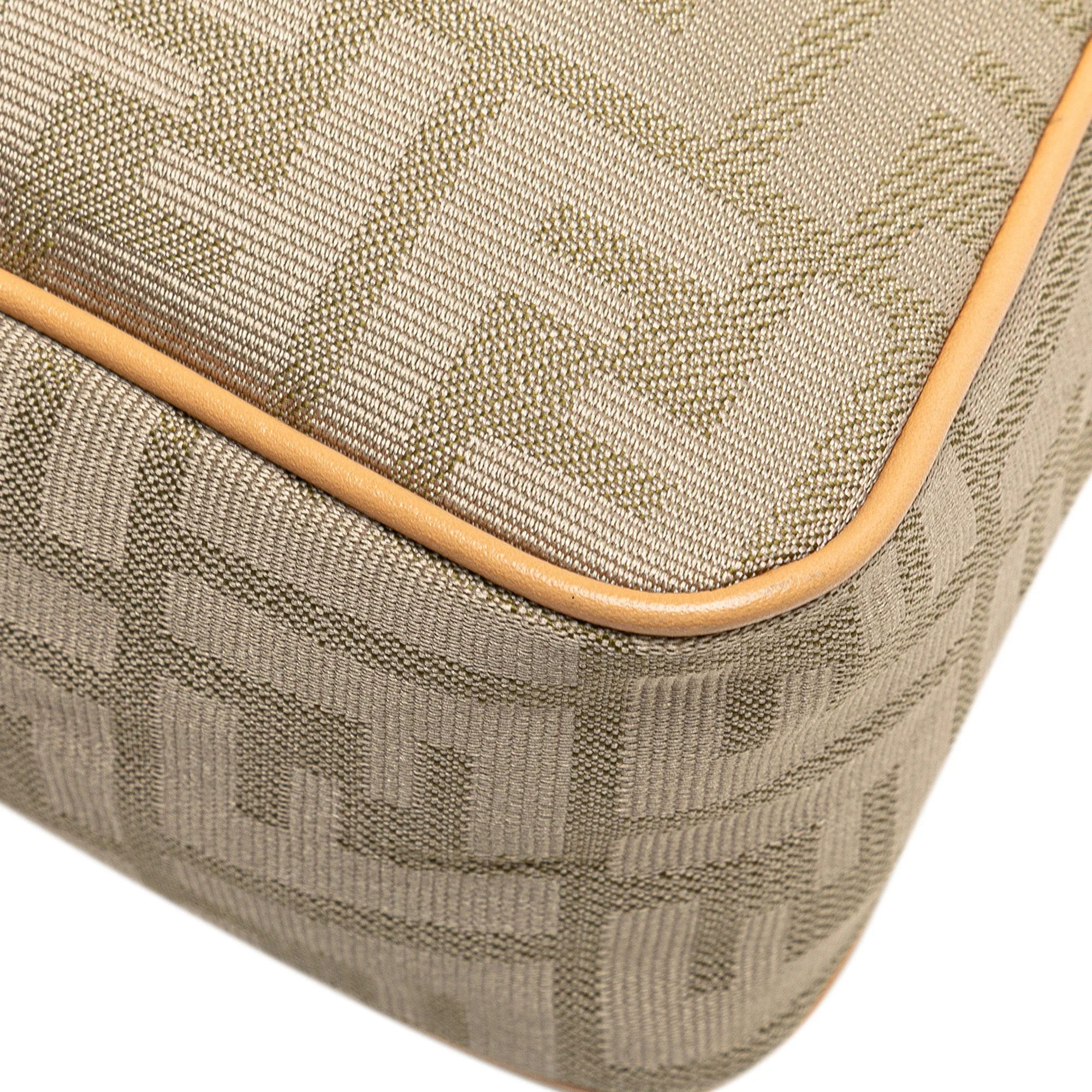 Fendi | Pre-Owned Zucca Canvas Shoulder Bag | Brown/Light Beige - Image 10