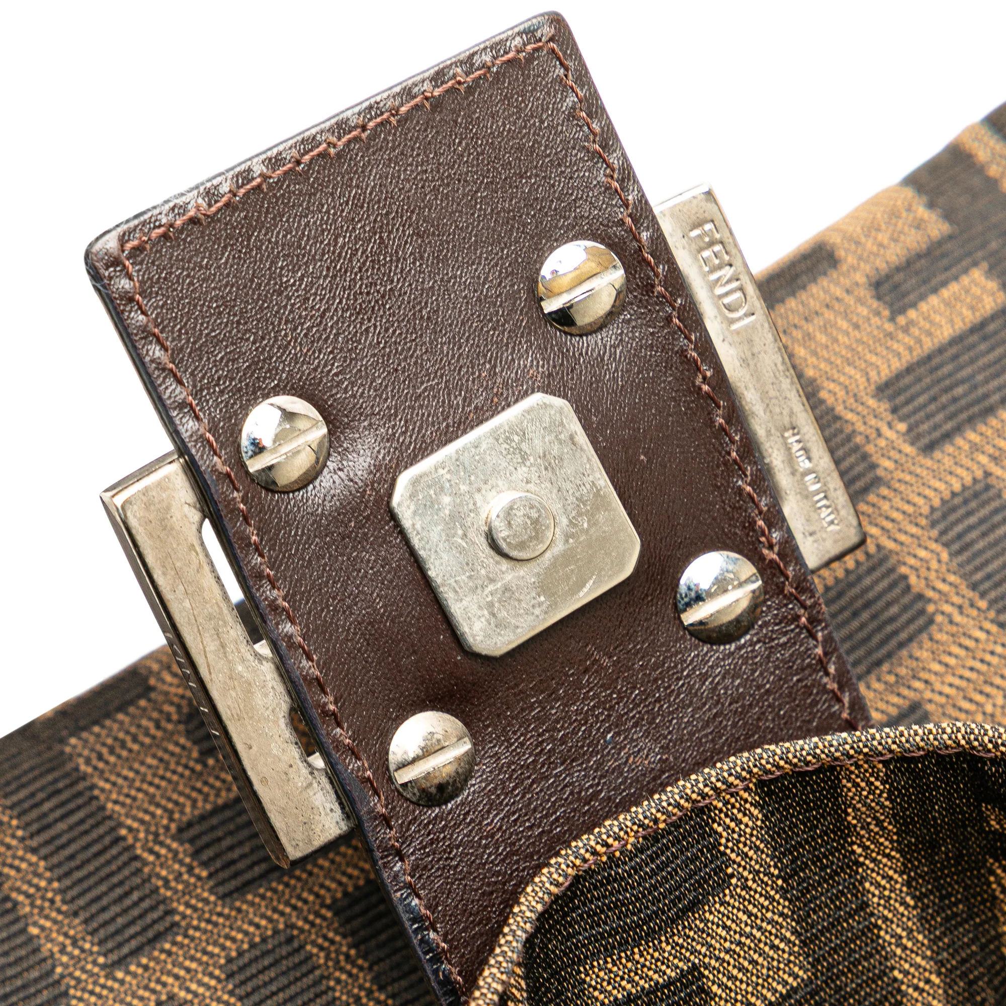 Fendi | Pre-Owned Zucca Canvas Shoulder Bag - II | Brown - Image 12