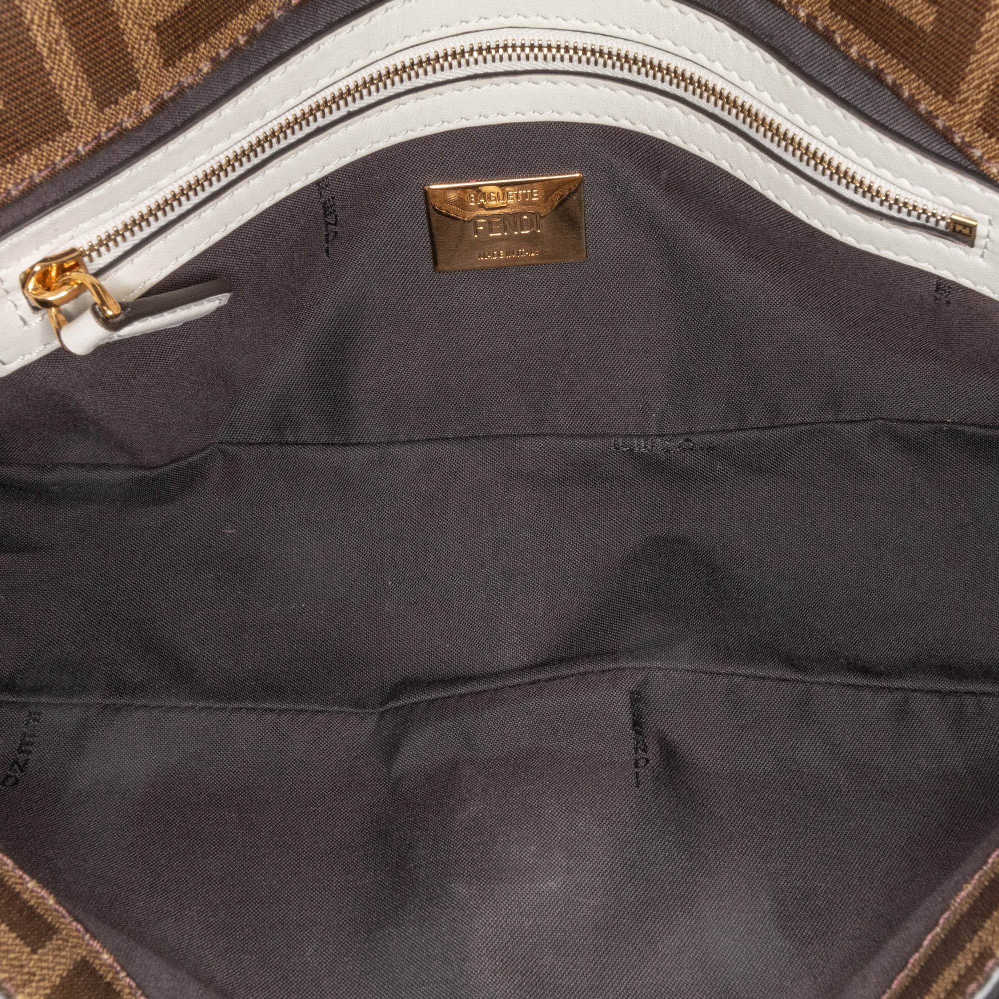 Fendi | Pre-Owned Zucca Glazed Fabric Cage Baguette Satchel - II | Brown - Image 8
