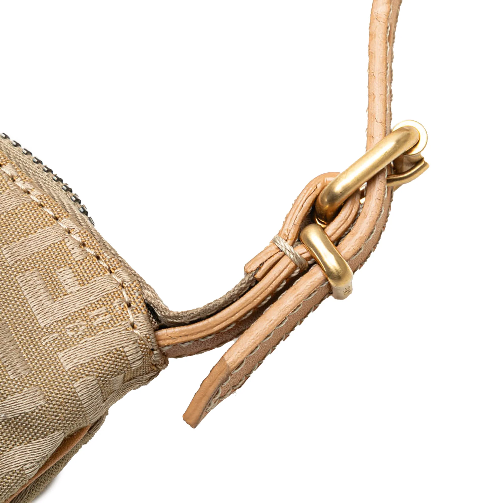 Fendi | Pre-Owned Zucchino Canvas Oyster Shoulder Bag | Beige - Image 11