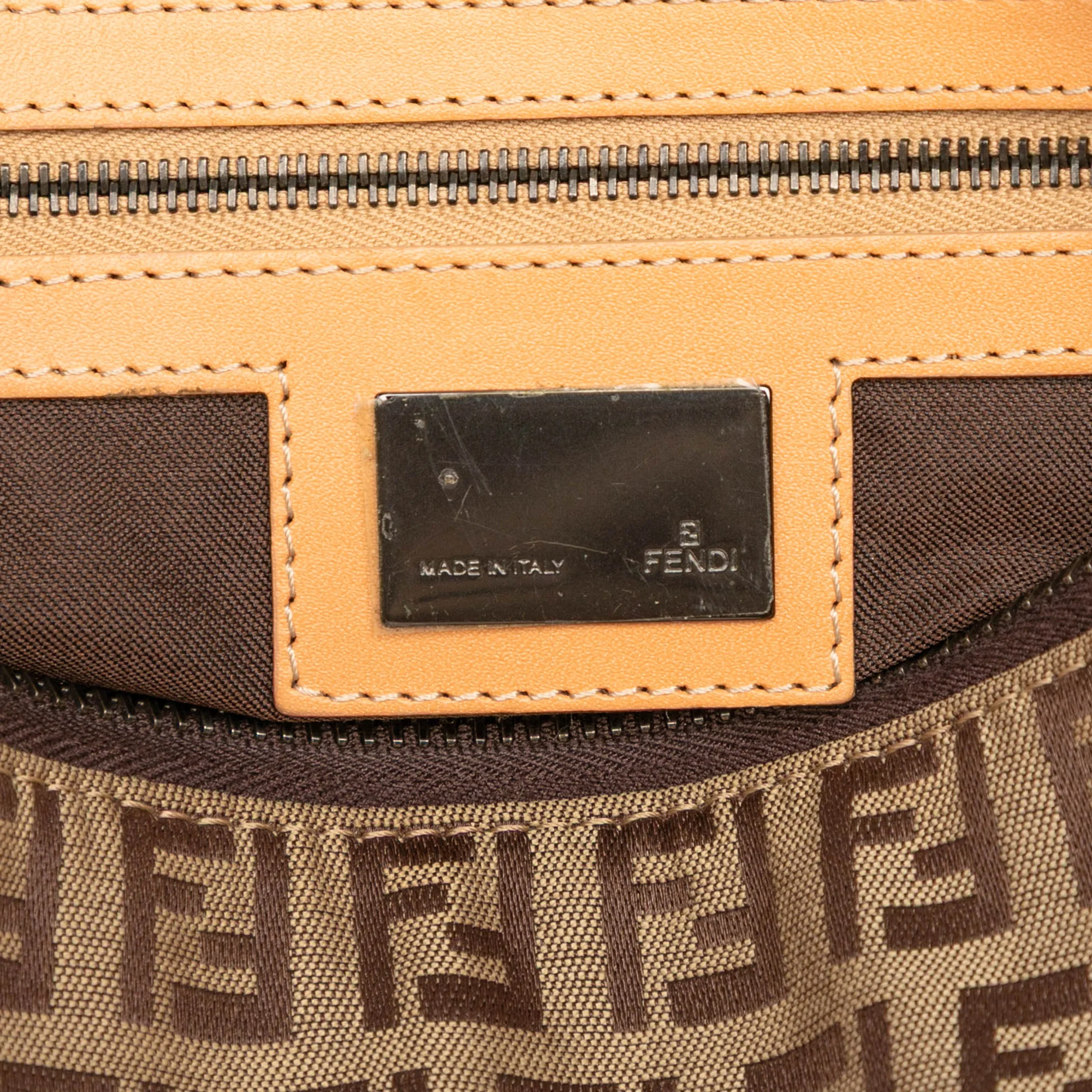Fendi | Pre-Owned Zucchino Canvas Shoulder Bag | Brown/Light Brown - Image 5