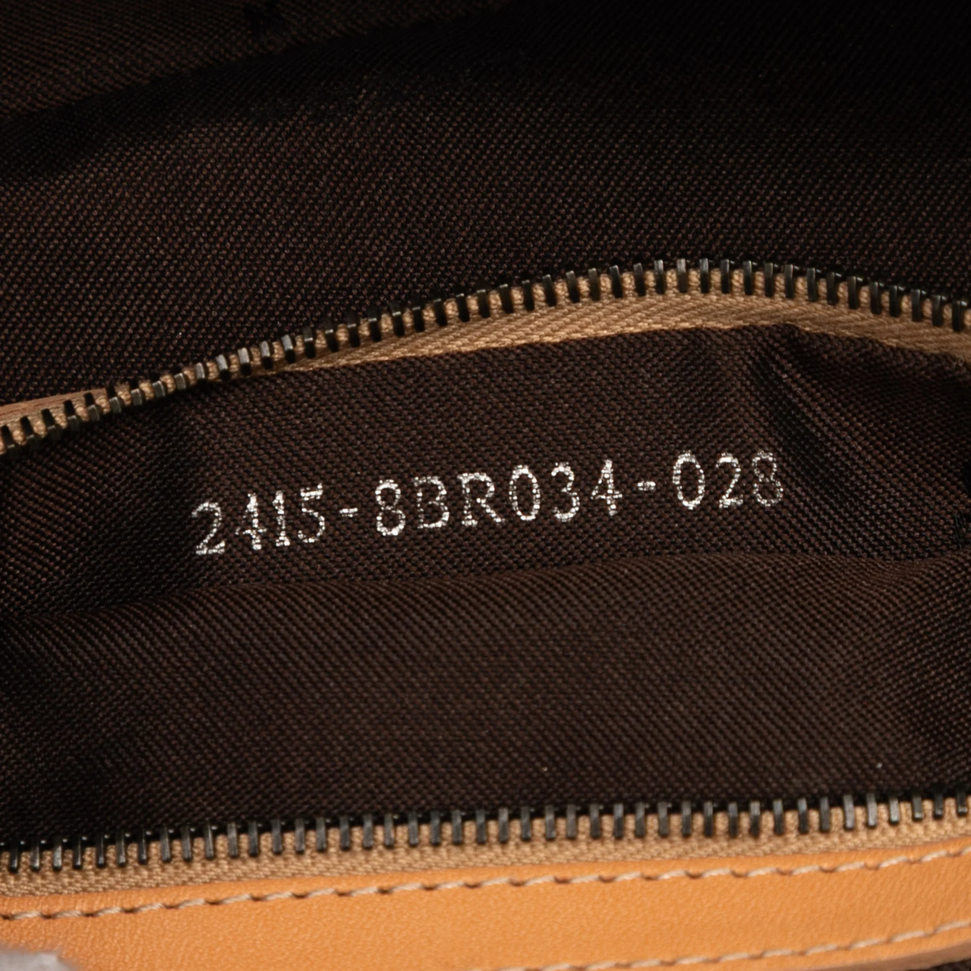 Fendi | Pre-Owned Zucchino Canvas Shoulder Bag | Brown/Light Brown - Image 6