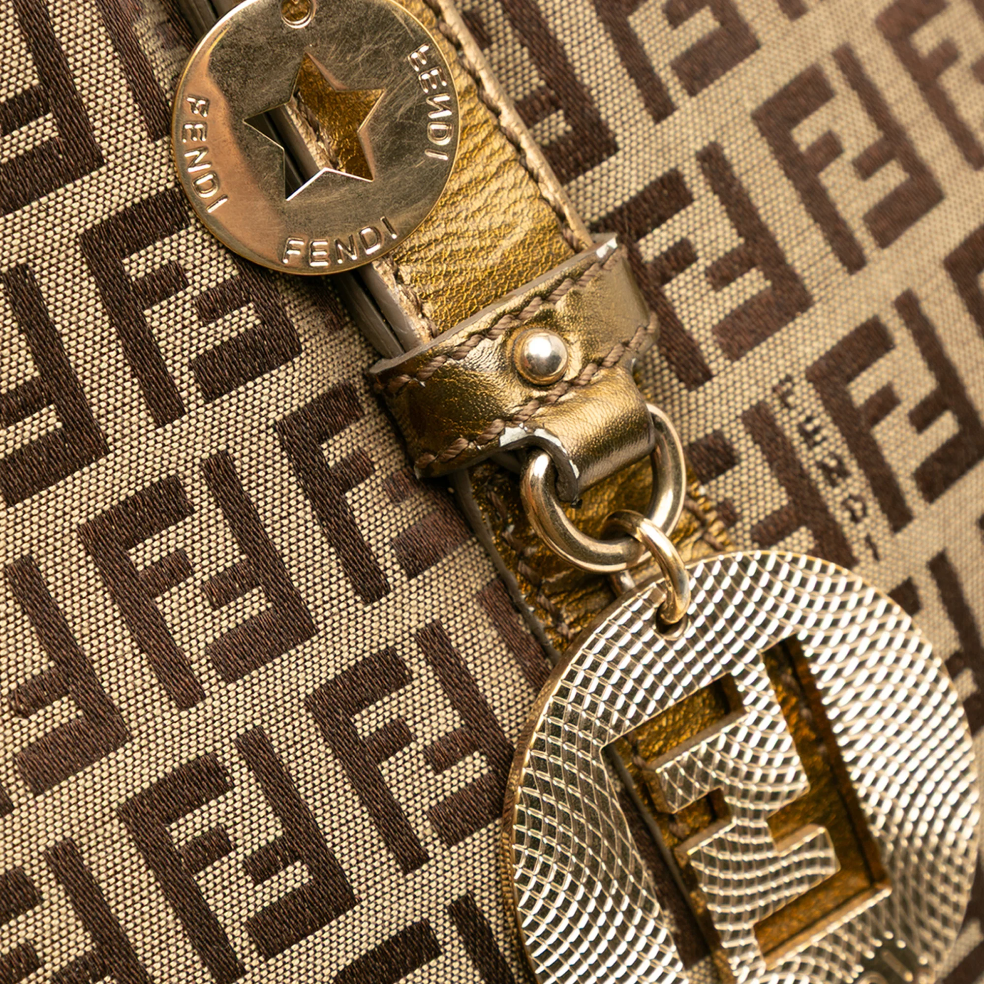 Fendi | Pre-Owned Zucchino Canvas Superstar Tote | Beige - Image 4