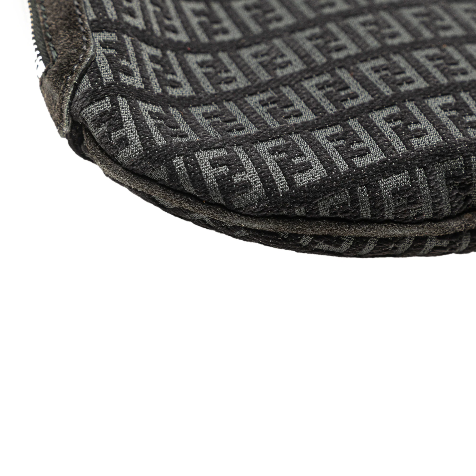 Fendi | Pre-Owned Zucchino Suede Oyster Shoulder Bag | Black - Image 11