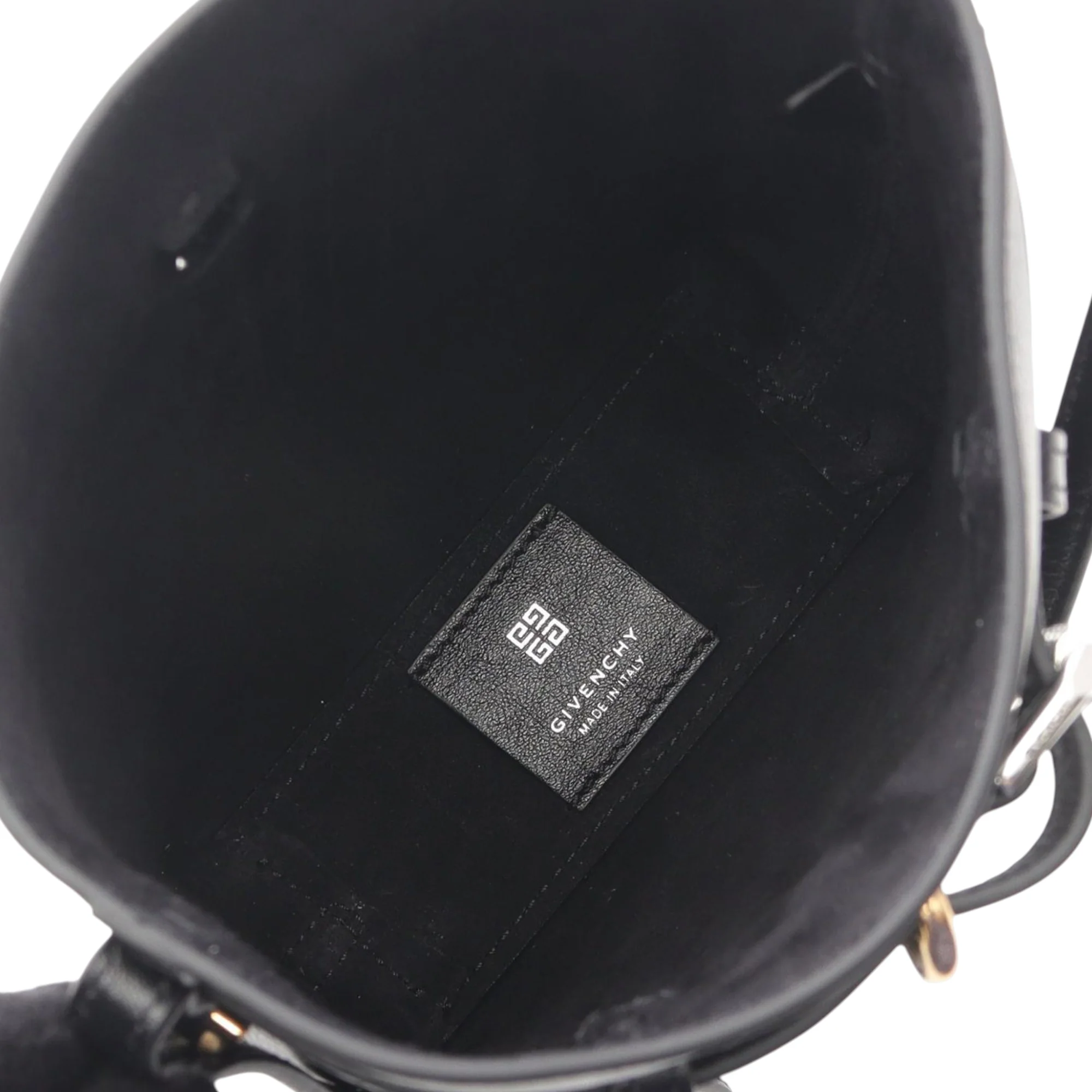 Givenchy | Pre-Owned Leather Voyou Phone Pouch | Black - Image 3
