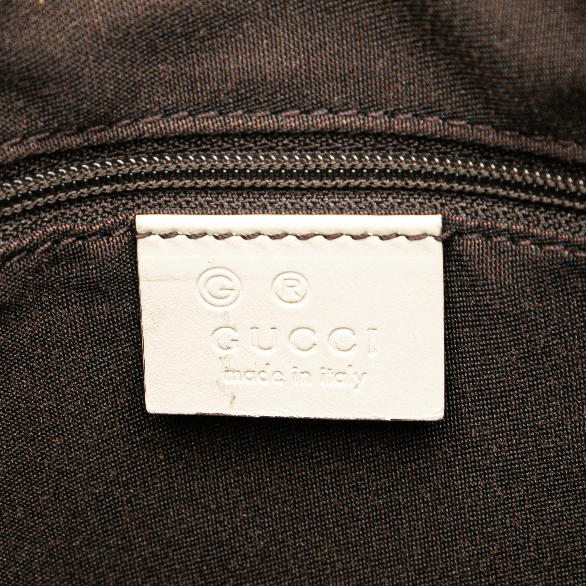 Gucci | Pre-Owned GG Canvas Crossbody - II | Beige - Image 10