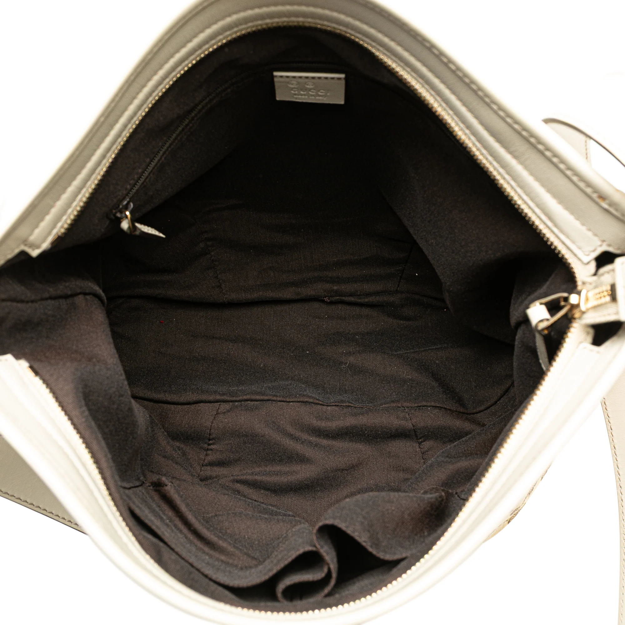 Gucci | Pre-Owned GG Canvas Crossbody - II | Beige - Image 9