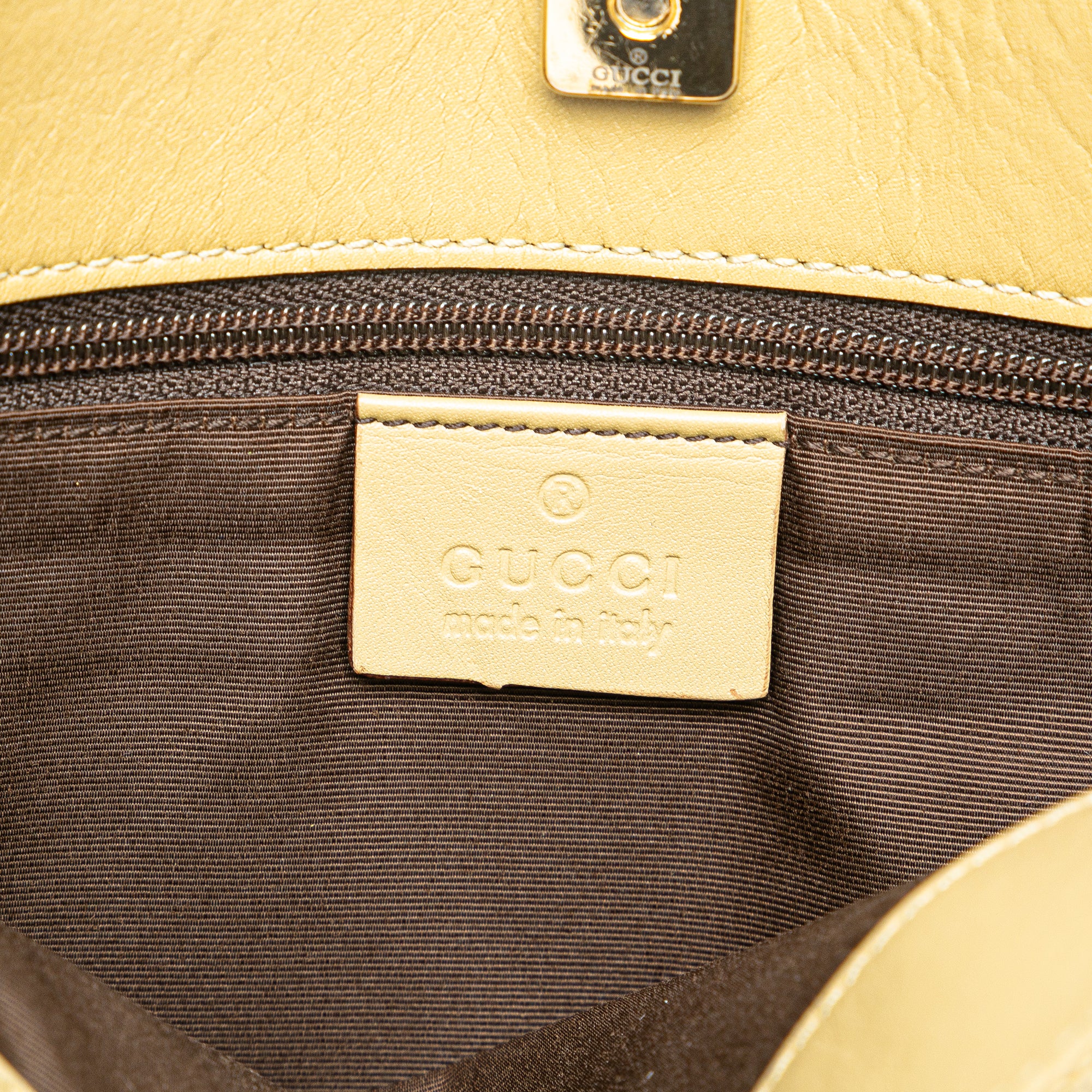 Gucci | Pre-Owned GG Canvas Crossbody - III | Beige - Image 5