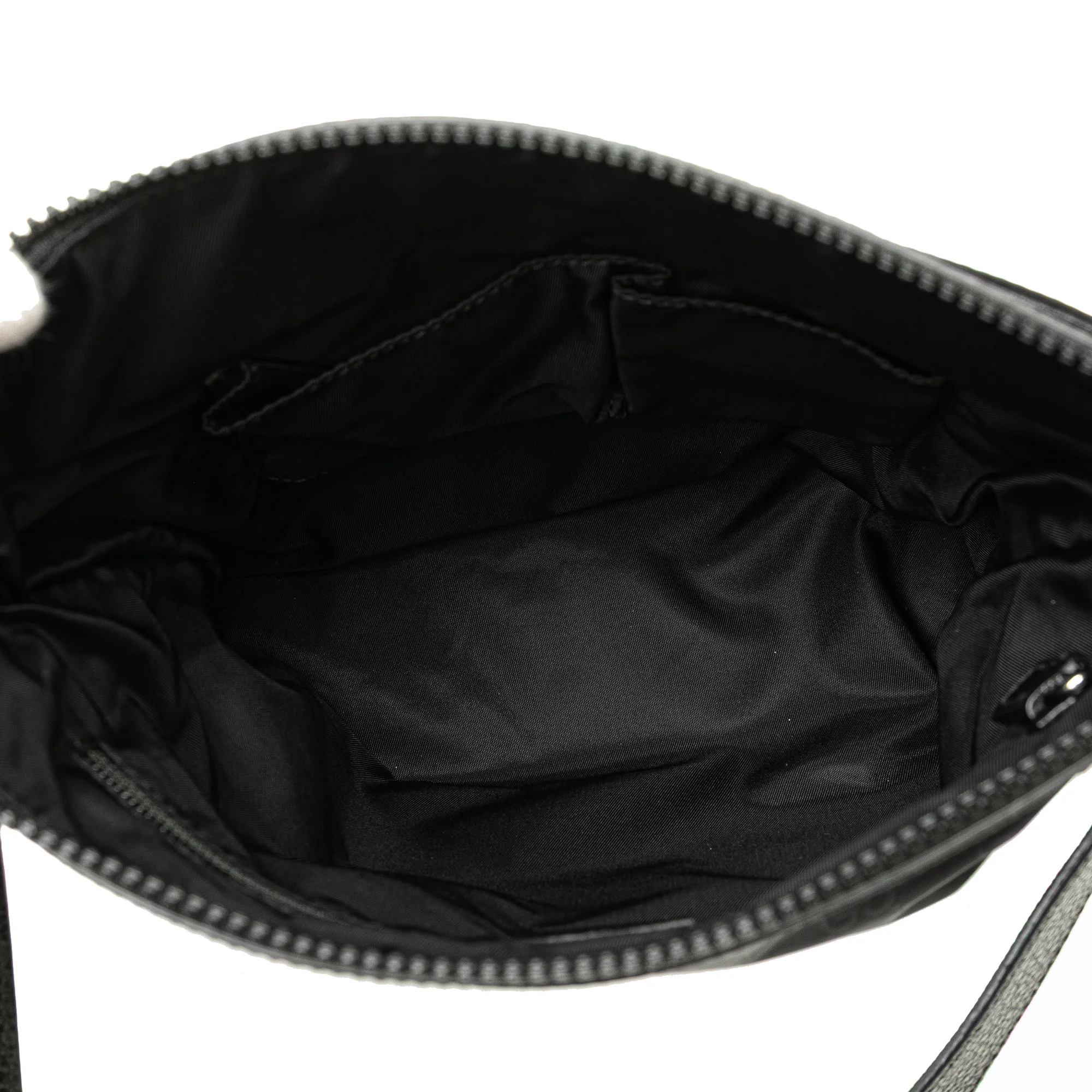 Gucci | Pre-Owned GG Nylon Flat Messenger Bag | Black - Image 5