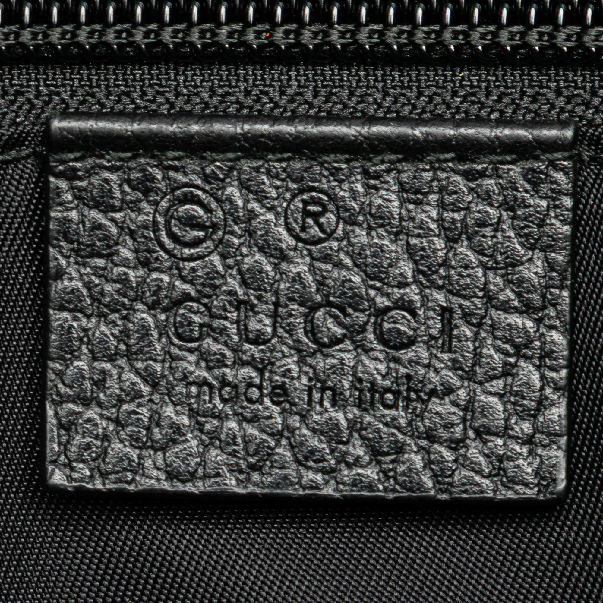 Gucci | Pre-Owned GG Nylon Flat Messenger Bag | Black - Image 6