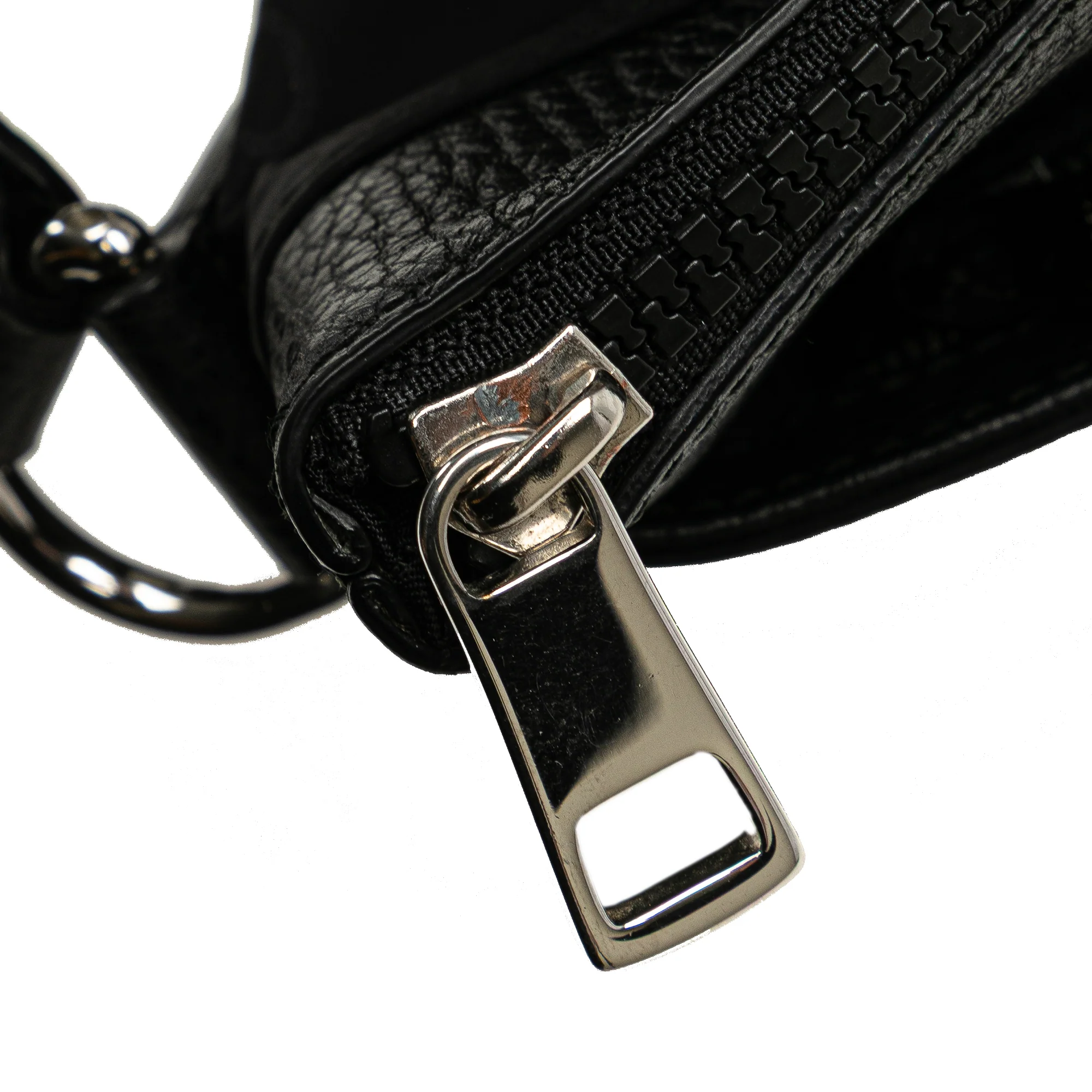 Gucci | Pre-Owned GG Nylon Flat Messenger Bag | Black - Image 8