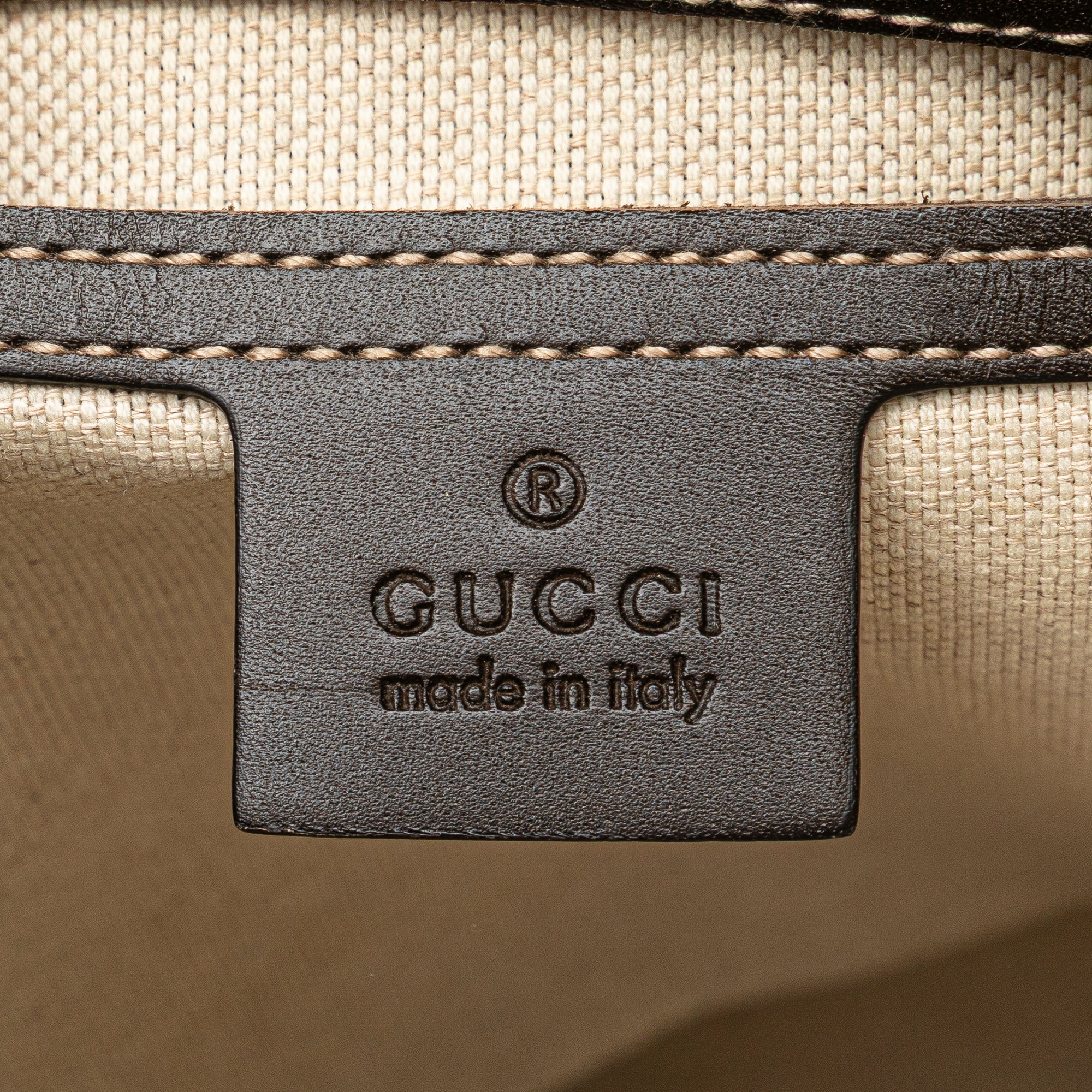 Gucci | Pre-Owned GG Supreme Crossbody | Beige - Image 8