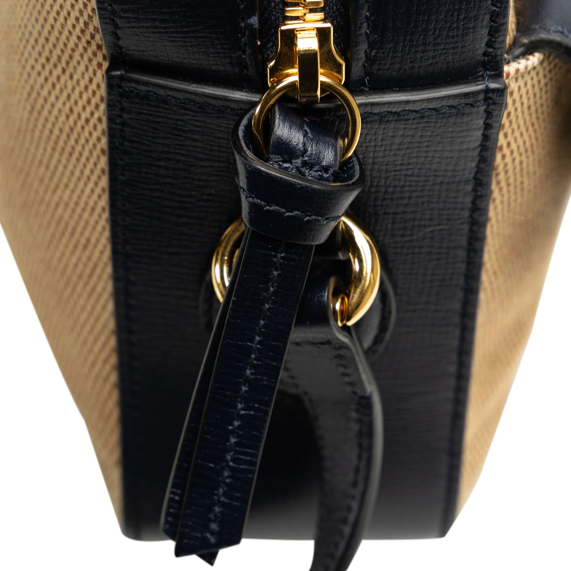 Gucci | Pre-Owned Horsebit 1955 Flap Pocket Camera Bag | Beige - Image 2