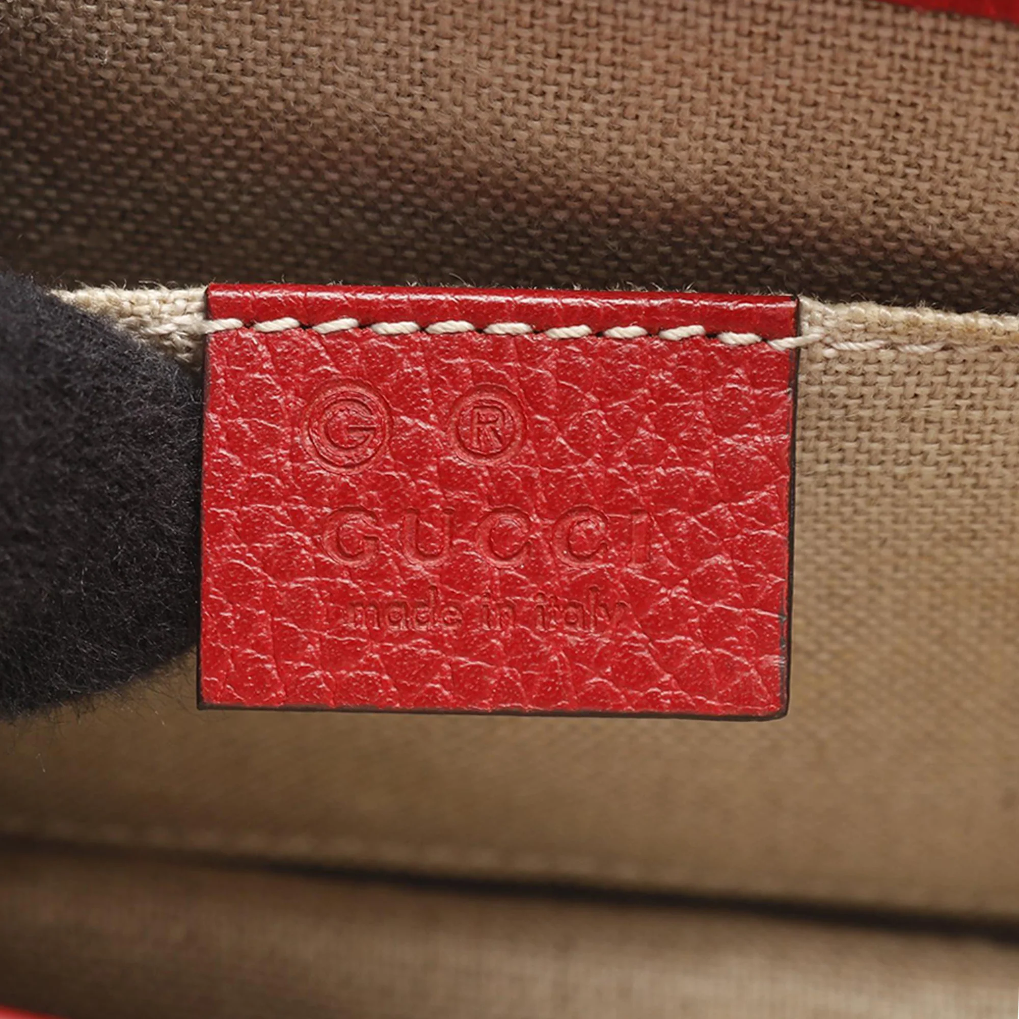 Gucci | Pre-Owned Small Dollar Calfskin Interlocking G Crossbody - I | Red - Image 4