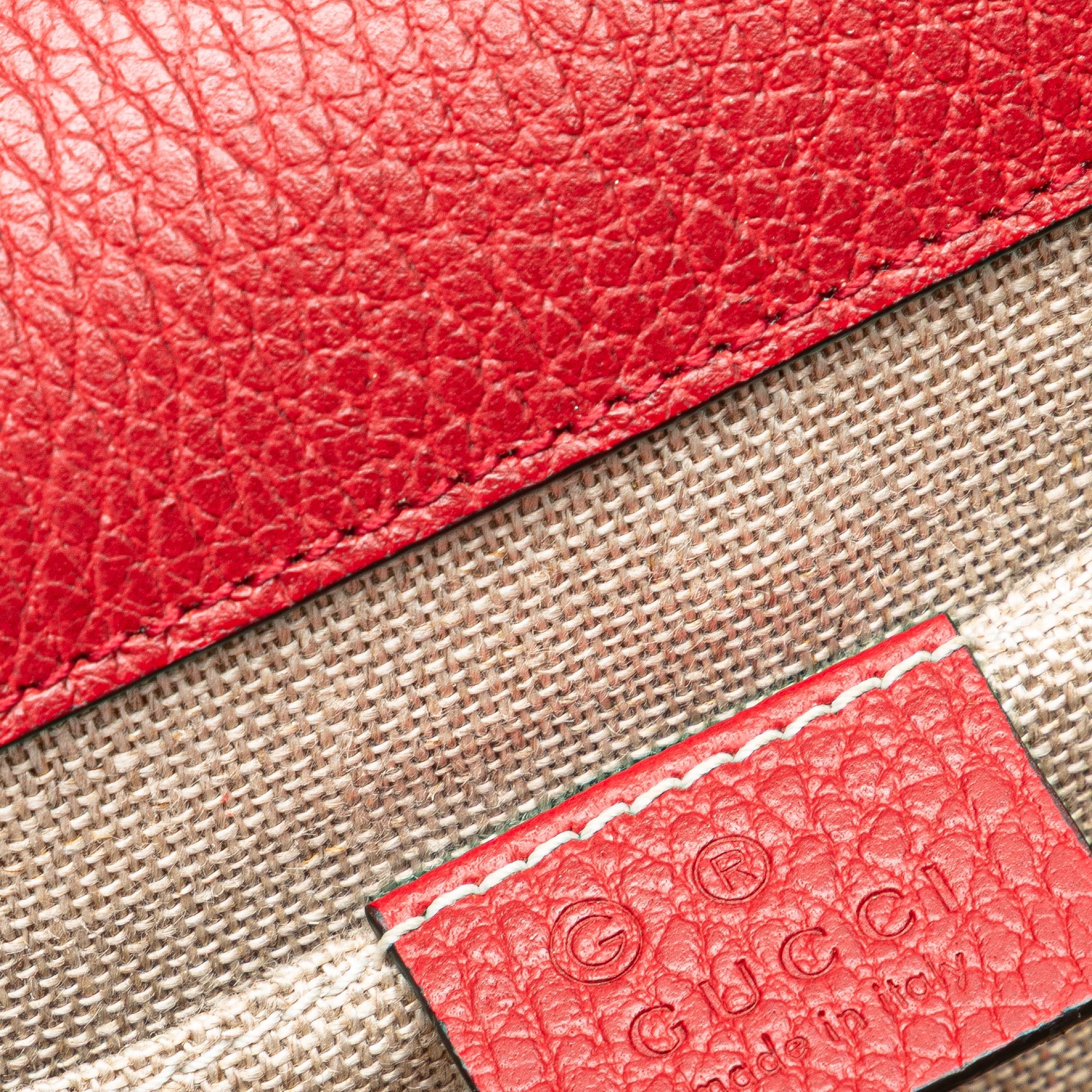 Gucci | Pre-Owned Small Dollar Calfskin Interlocking G Crossbody - II | Red - Image 9