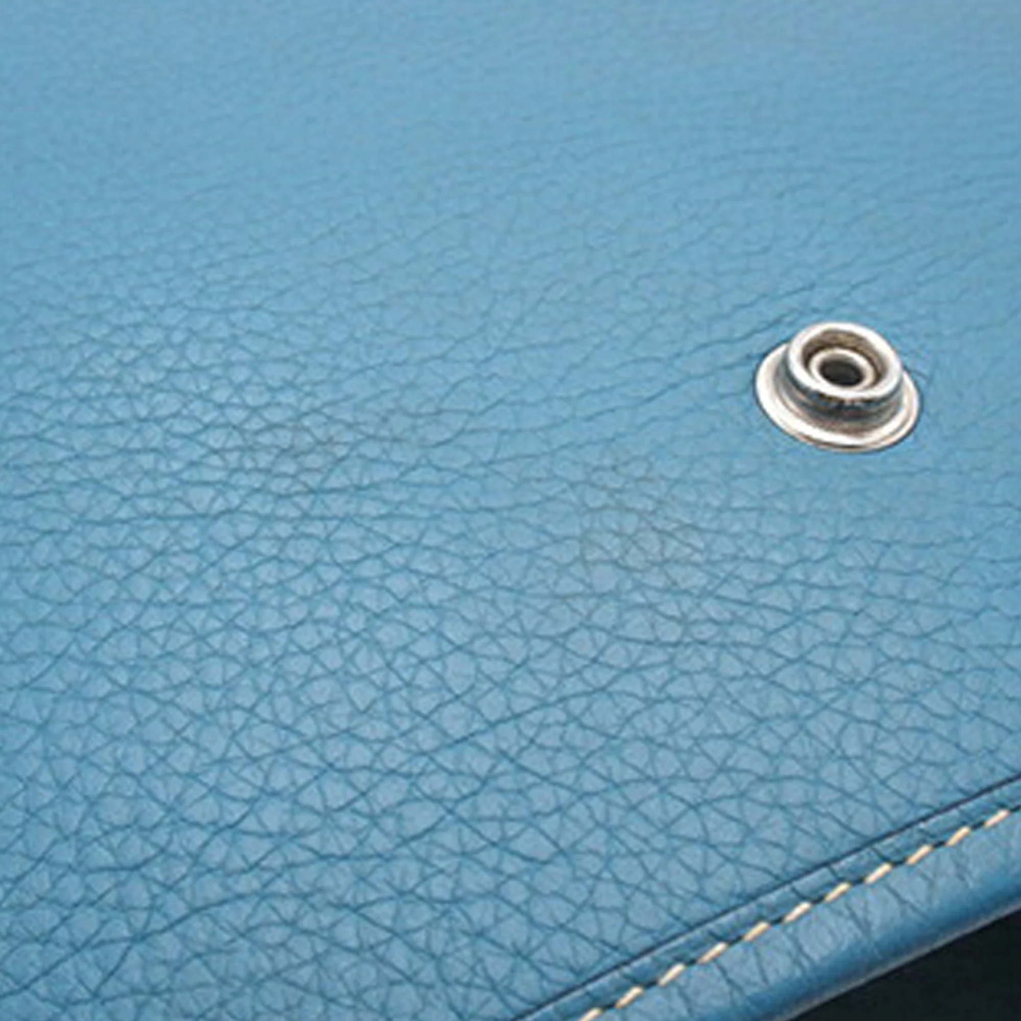 Hermes | Pre-Owned Clemence Evelyne GM | Blue/Denim - Image 6