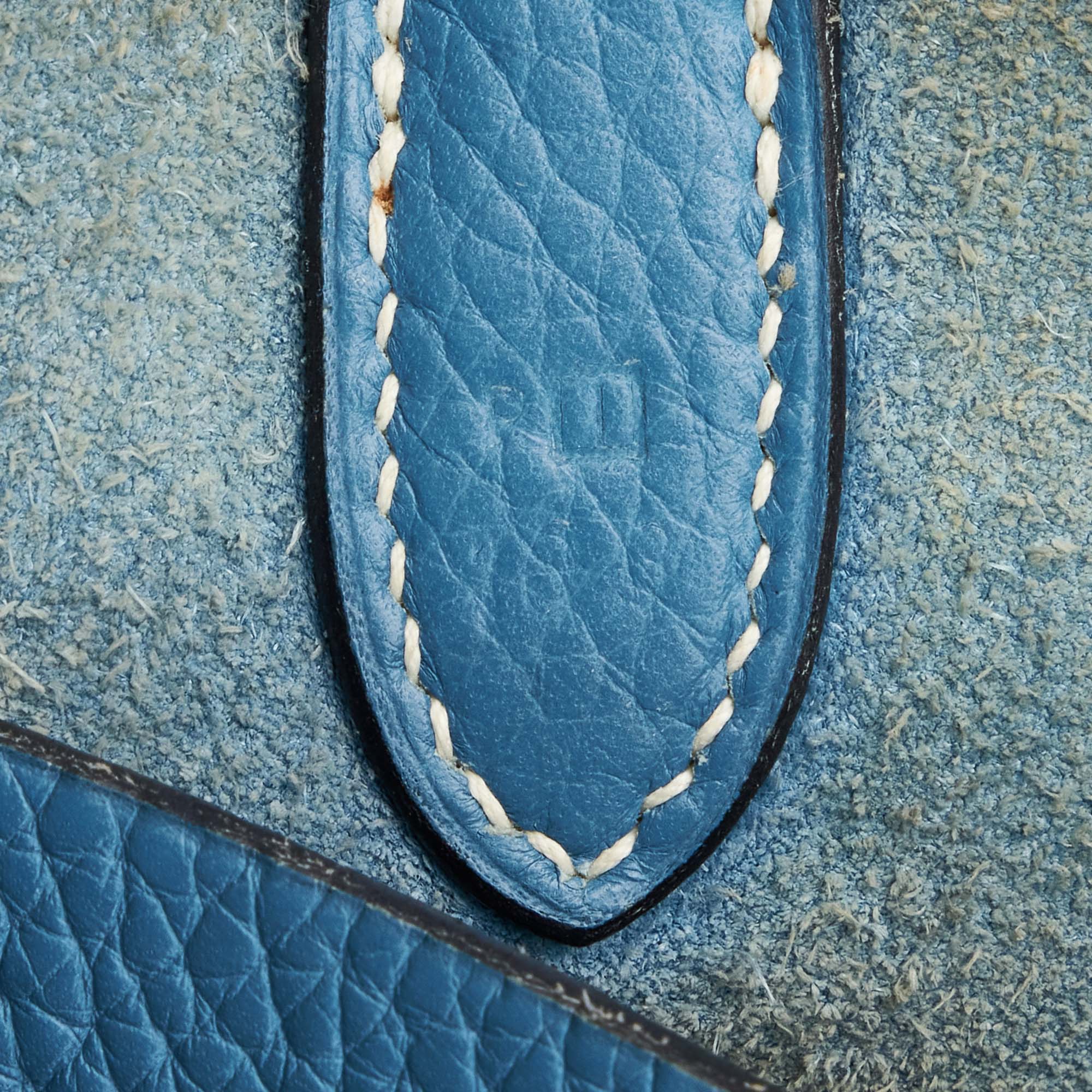 Hermes | Pre-Owned Clemence Mangeoire Bucket PM | Blue - Image 8